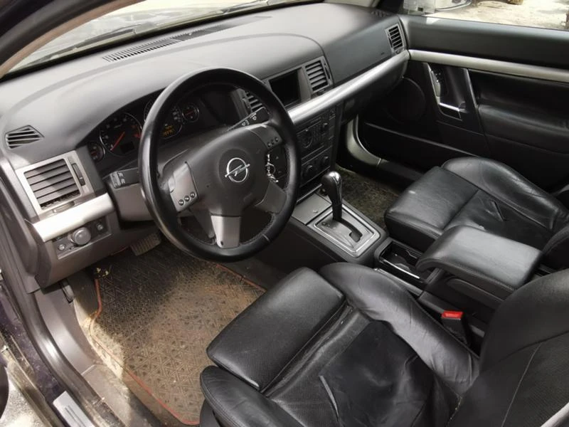 Opel Signum 3.0CDTI V6, снимка 11 - Автомобили и джипове - 36425682