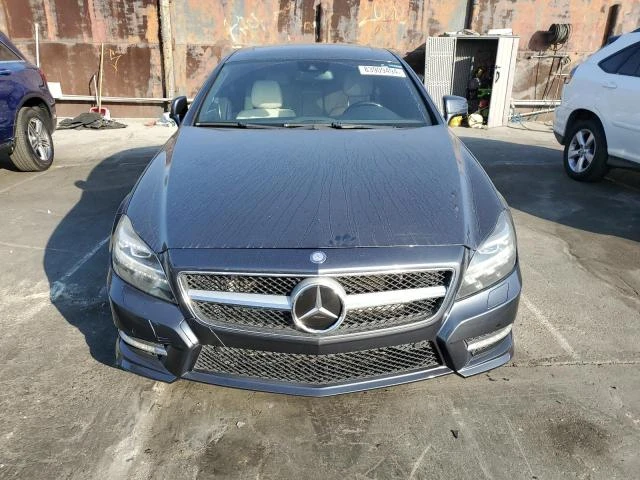 Mercedes-Benz CLS 500 AMG* PACK* ДИСТРОНИК* ПОДГРЕВ* КАМЕРА* КЕЙЛЕС* МАС, снимка 5 - Автомобили и джипове - 48463204