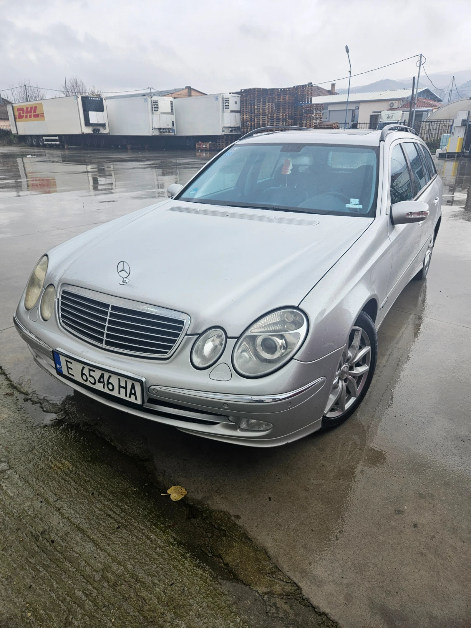 Mercedes-Benz E 320 320 кожа, автомат, снимка 1