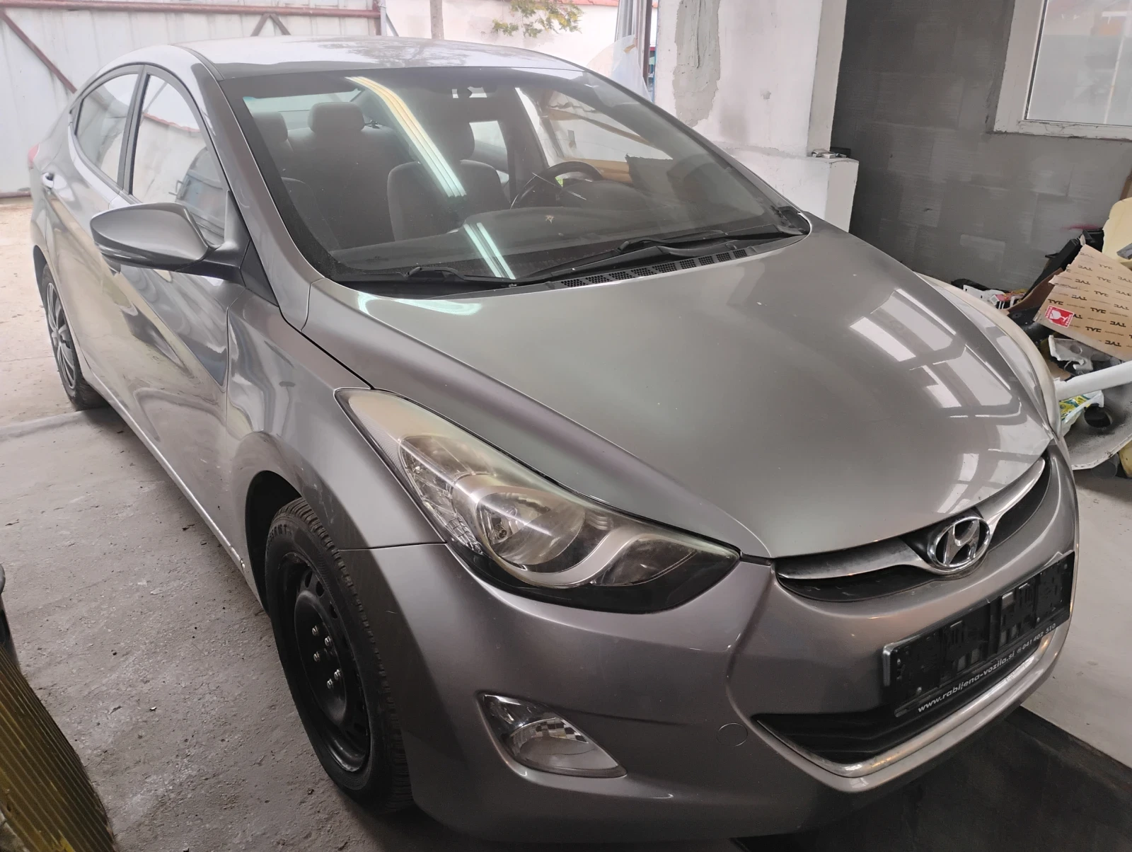 Hyundai Elantra, снимка 1