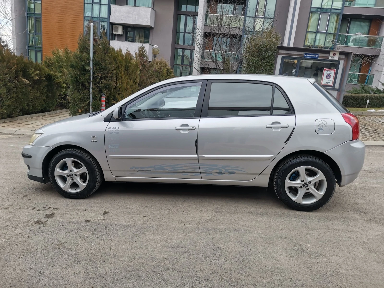 Toyota Corolla 1.6 vvti - изображение 4