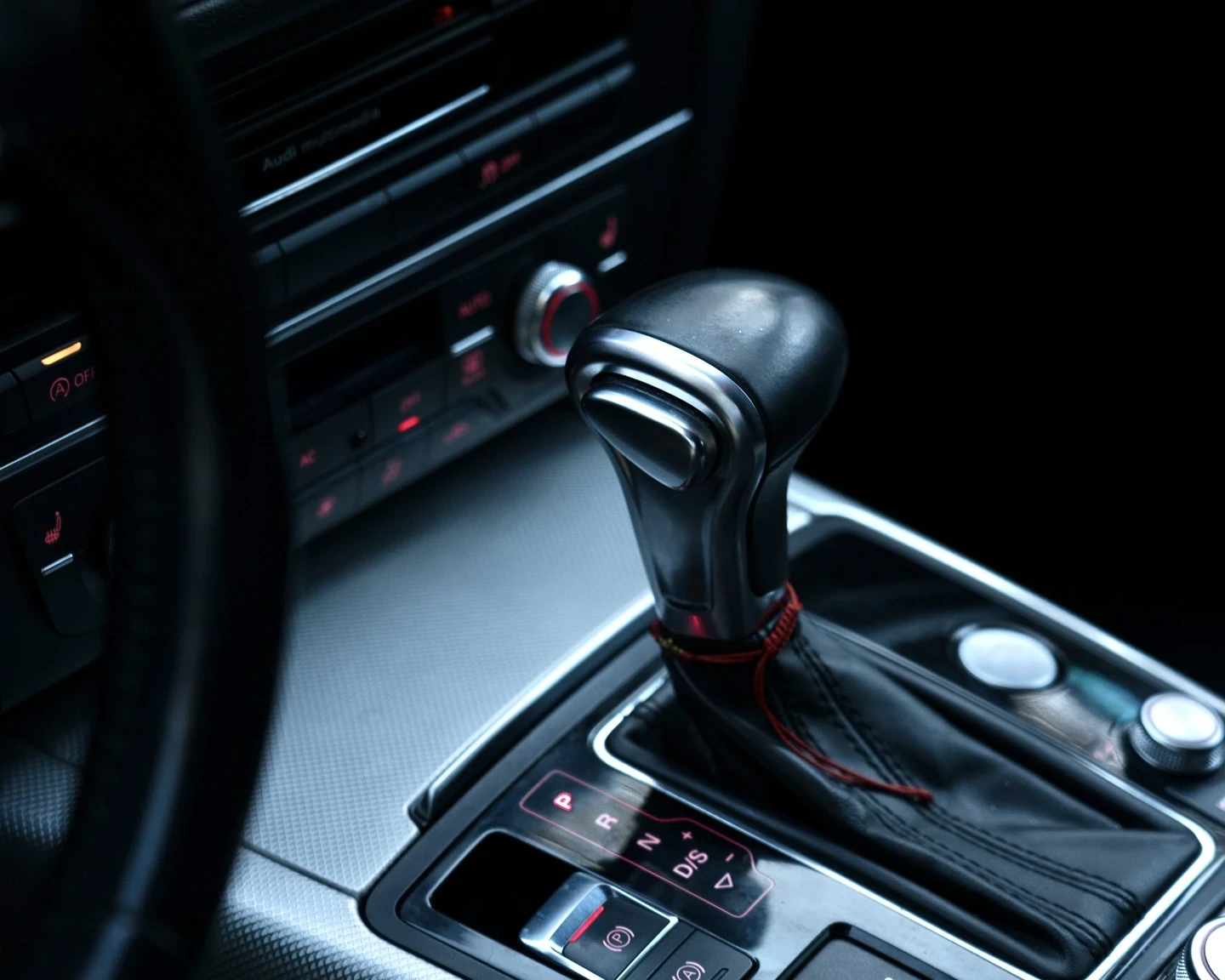 Audi A6, снимка 7 - Автомобили и джипове - 47685364