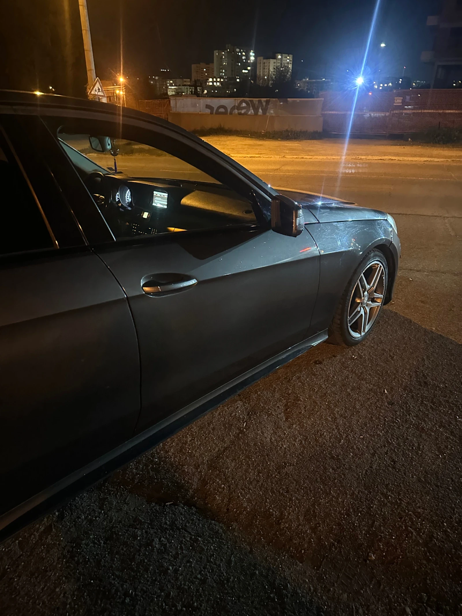 Mercedes-Benz E 200 2.2 - изображение 5