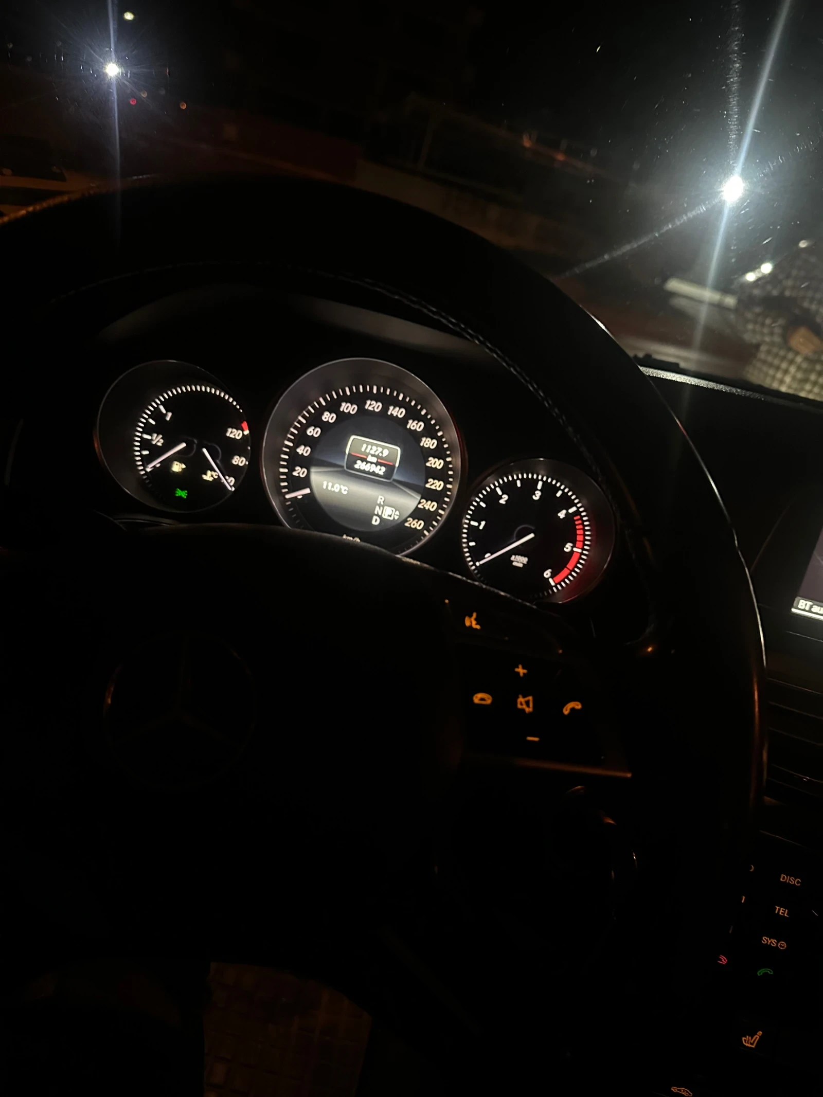 Mercedes-Benz E 200 2.2 - изображение 4