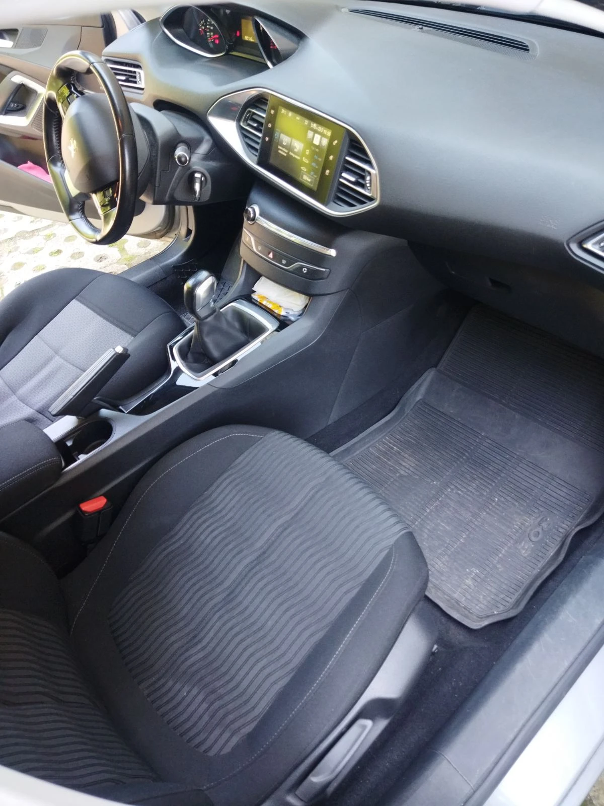 Peugeot 308  - изображение 7