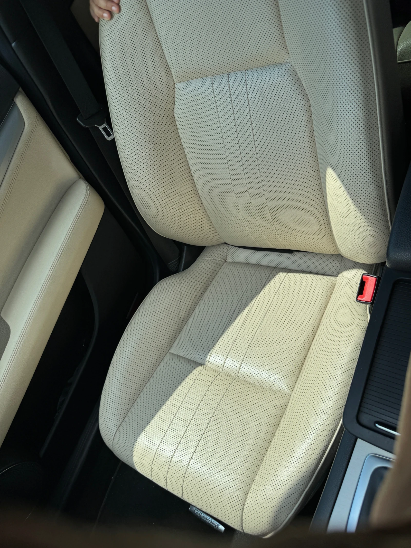 Mercedes-Benz C 350 3.5 -  SWISS  -  Full Extri - изображение 9