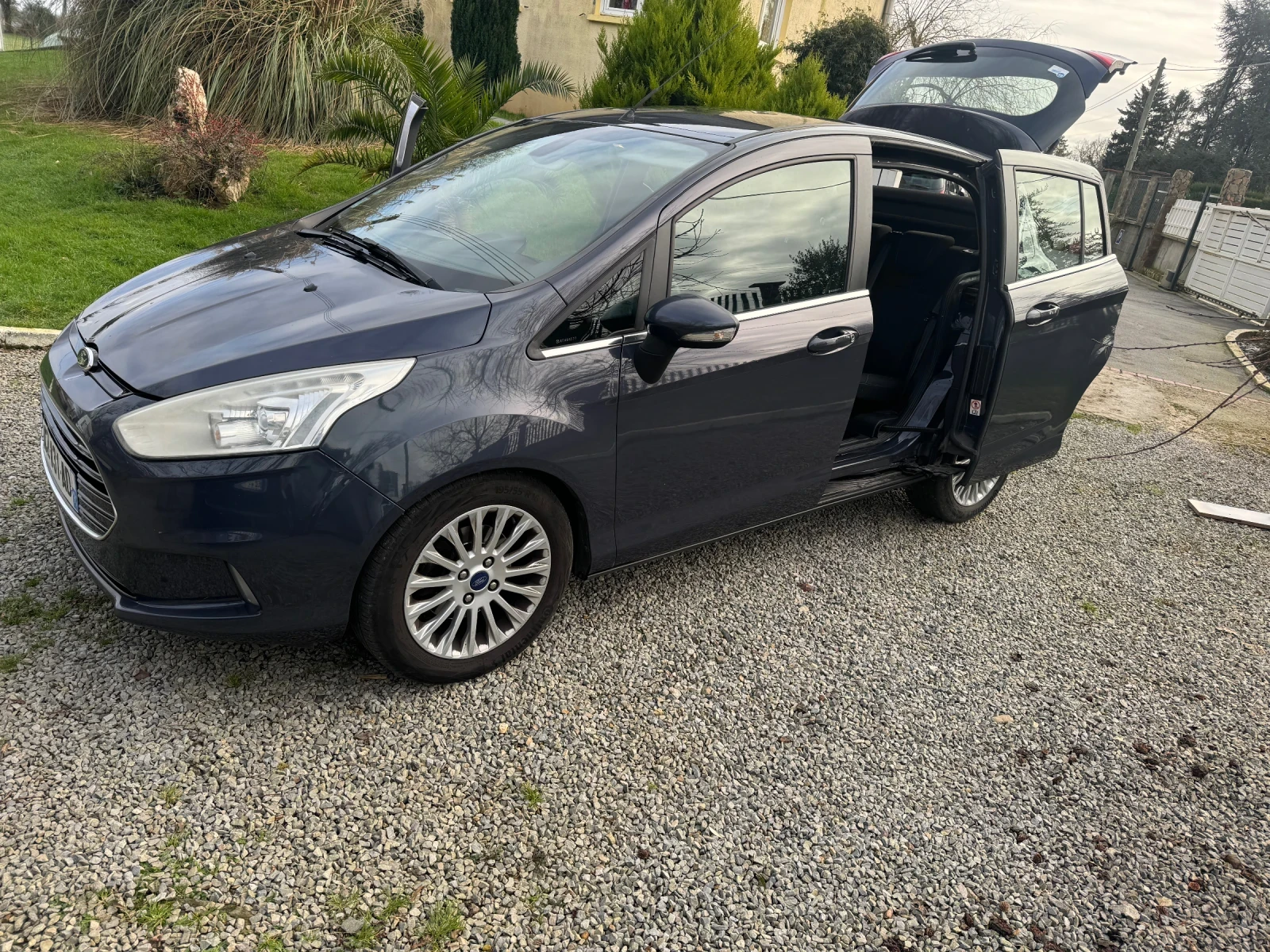 Ford B-Max  - изображение 7