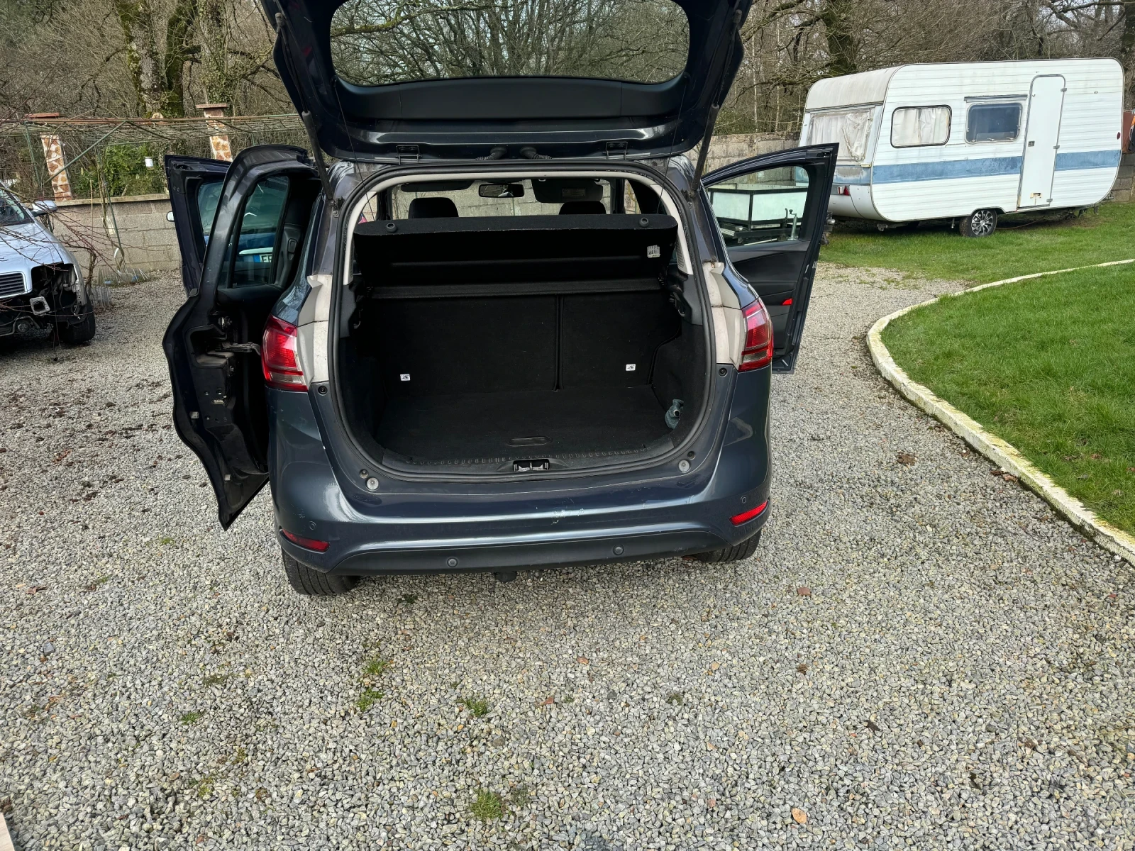 Ford B-Max  - изображение 10