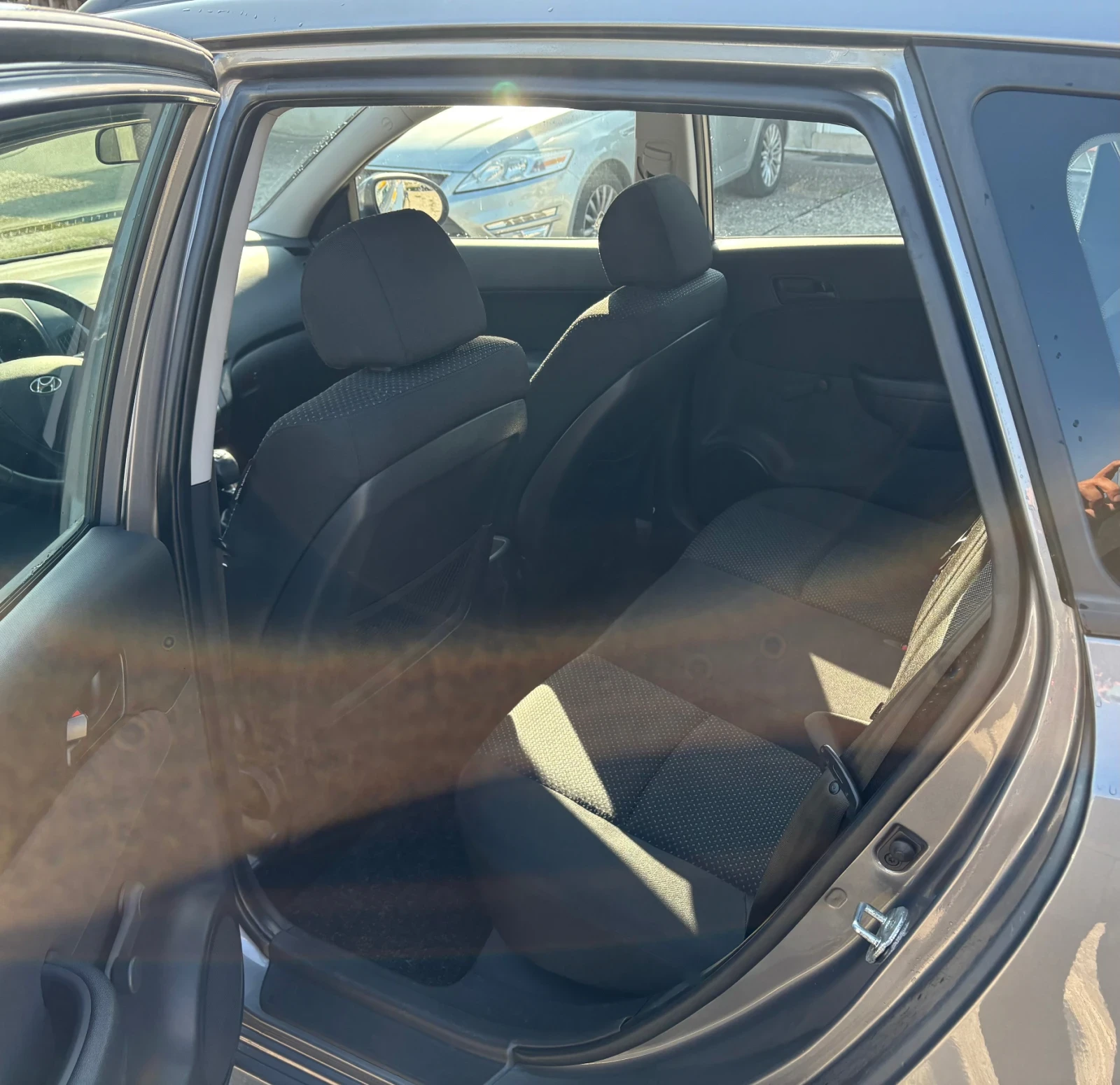 Hyundai I30 1.6CRDI 16V 90hp - изображение 9