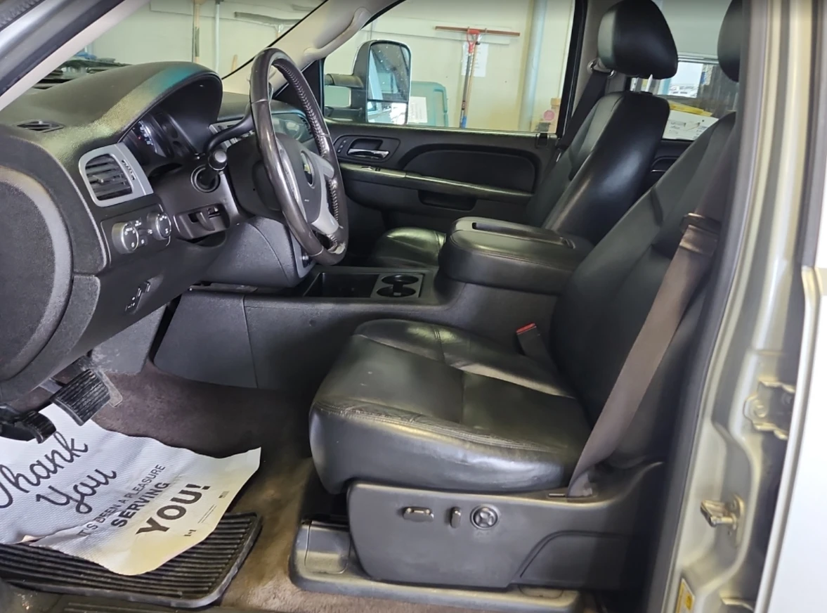 Chevrolet Silverado 2500HD LTZ - изображение 5