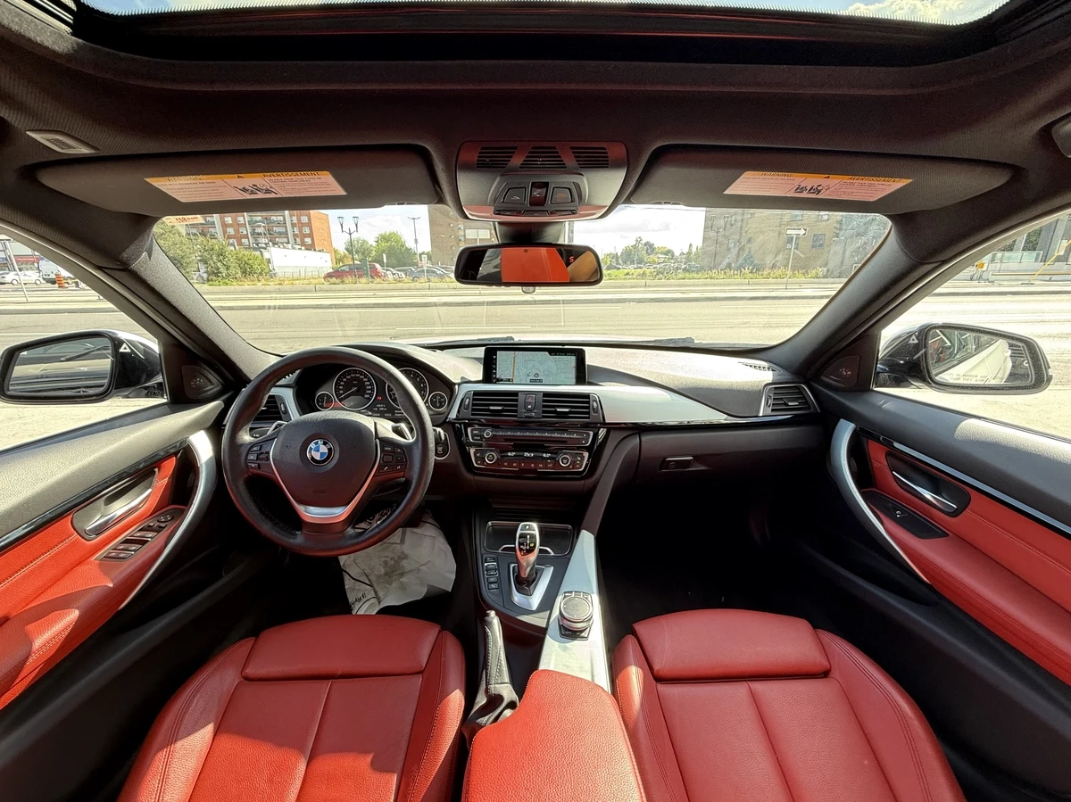 BMW 330 xDrive / PREMIUM / HARMAN-KARDON / PANO / RED INT - изображение 7