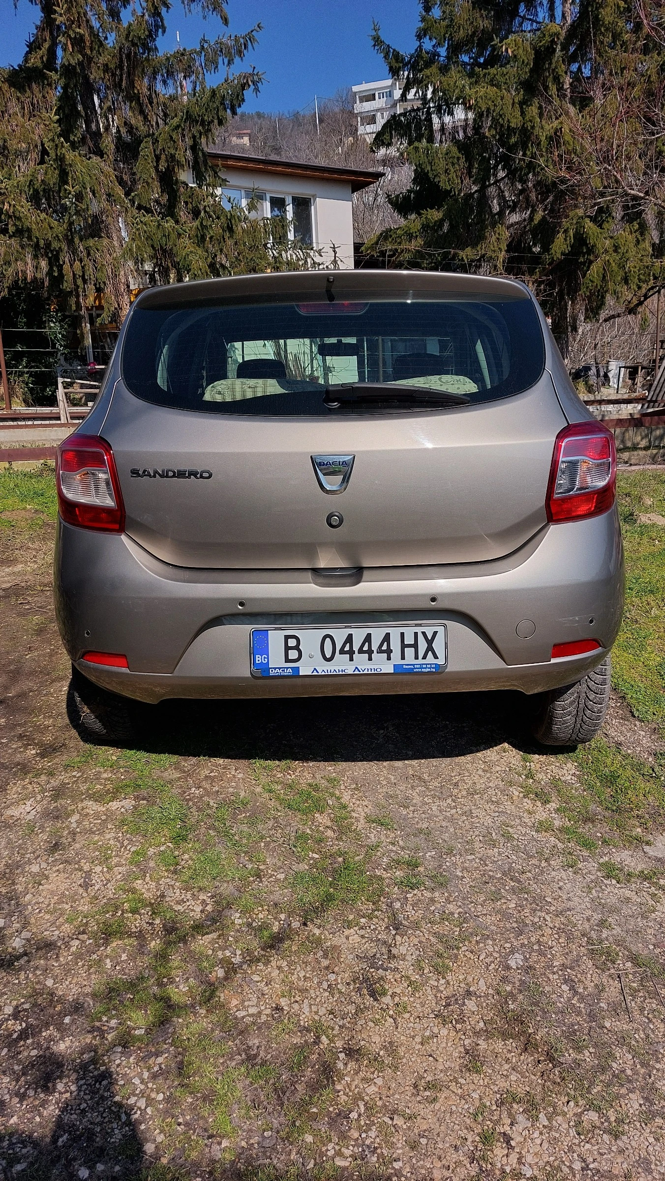 Dacia Sandero, снимка 4 - Автомобили и джипове - 53710959