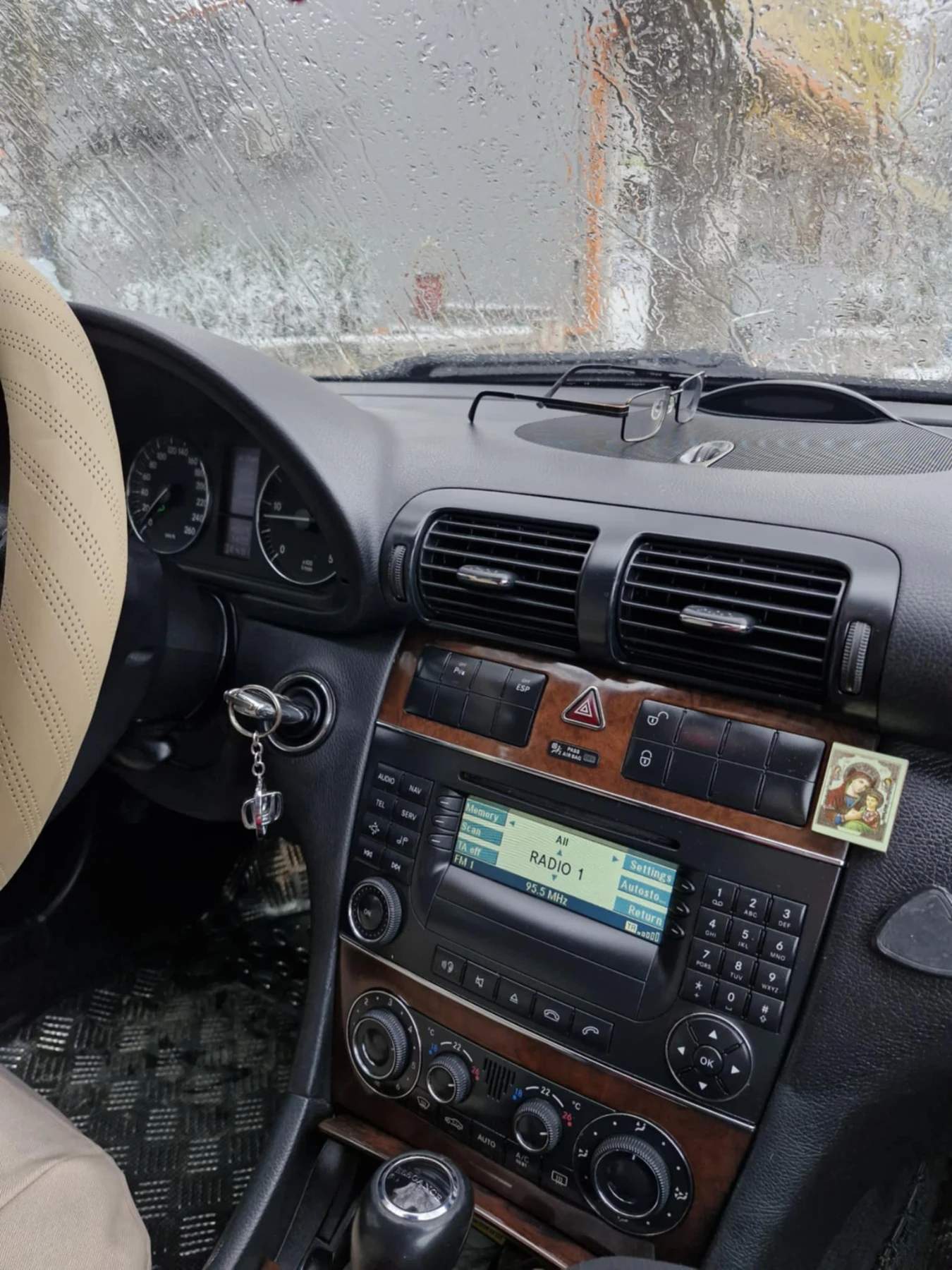 Mercedes-Benz C 220  - изображение 2