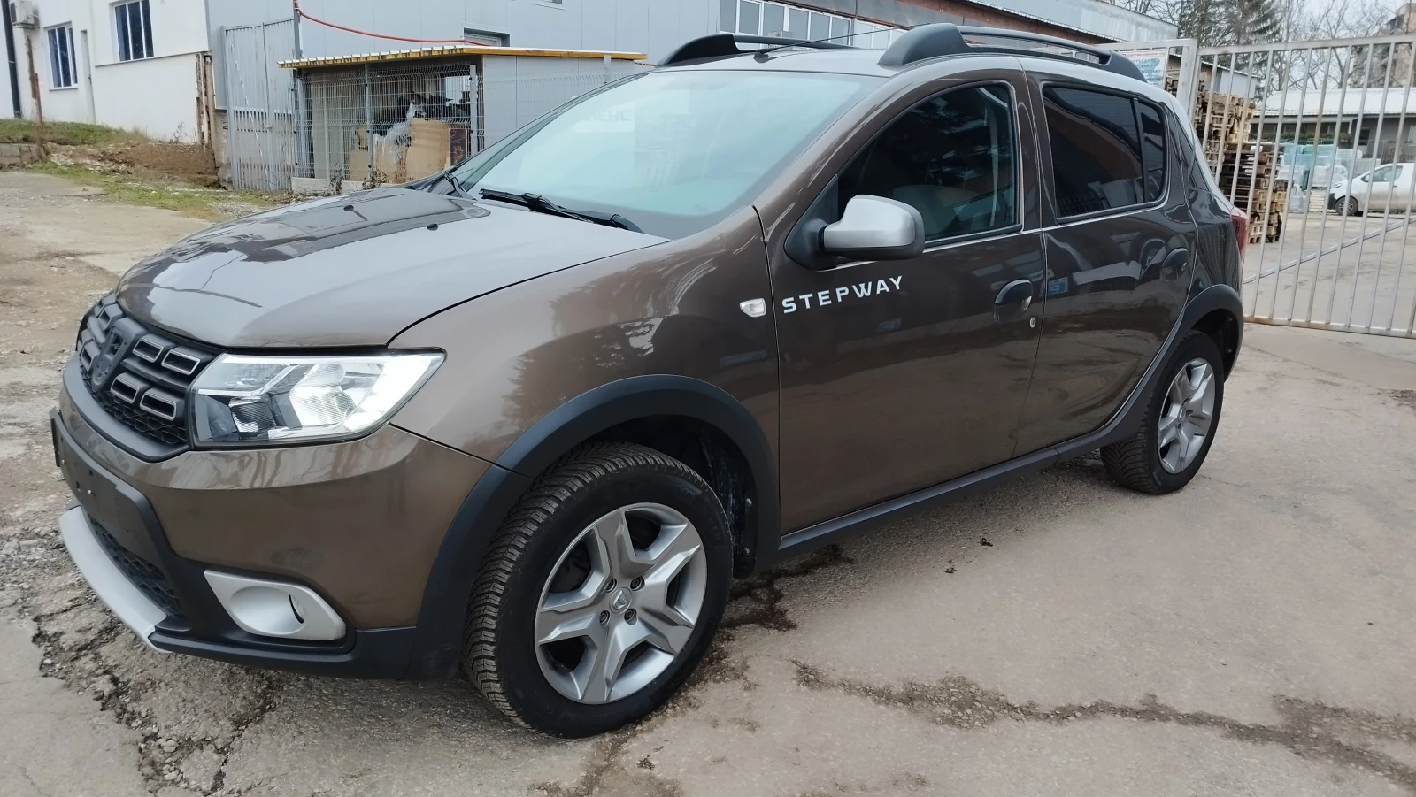 Dacia Sandero StepWay GPL Euro 6 - изображение 3