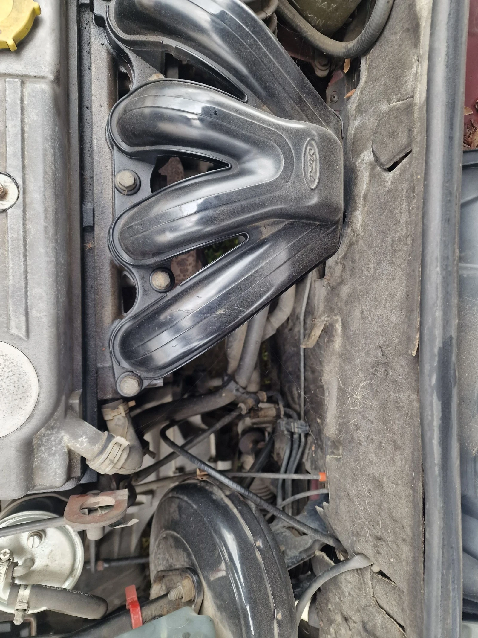 Ford Fiesta 1.8 Дизел, снимка 11 - Автомобили и джипове - 53840337