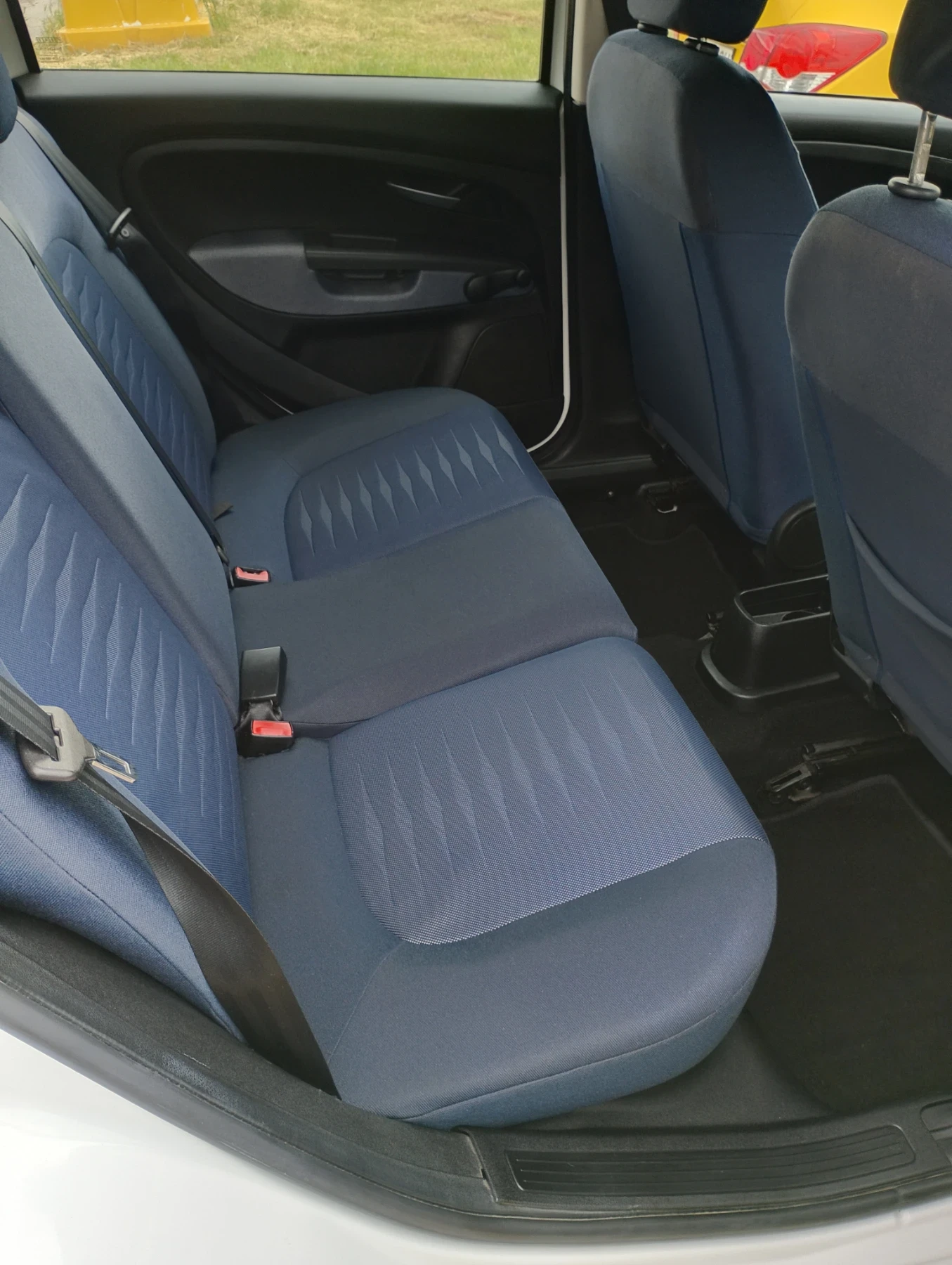 Fiat Punto, снимка 5 - Автомобили и джипове - 54654673