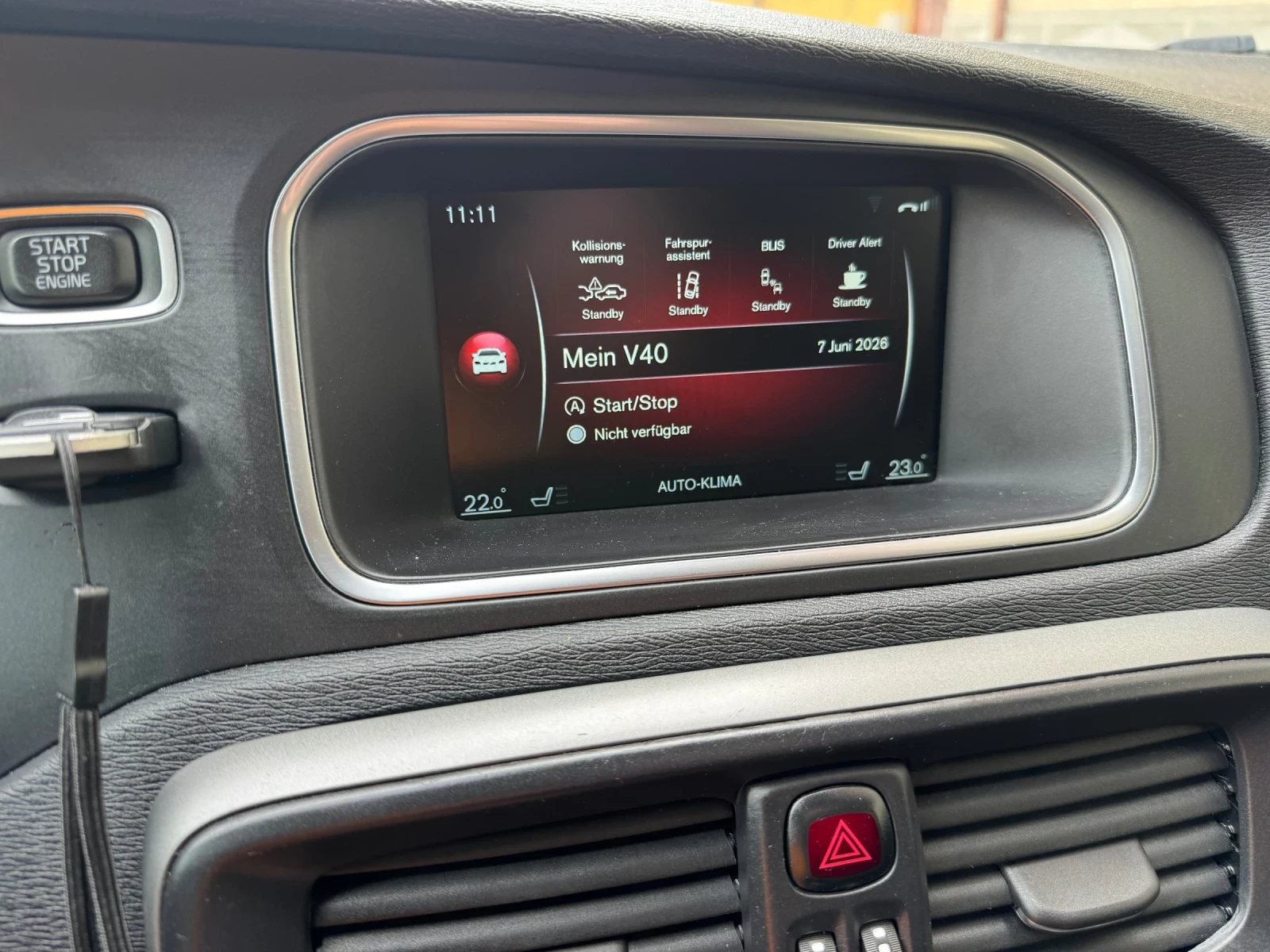 Volvo V40, снимка 10 - Автомобили и джипове - 54808940