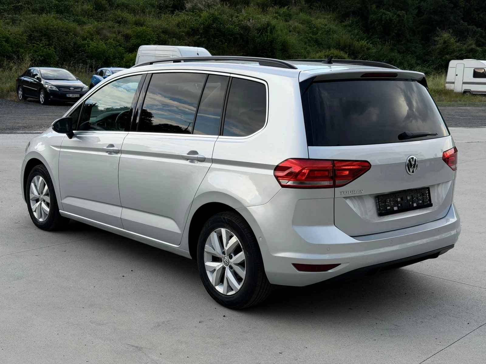 VW Touran Внос от Швейцария ! УНИКАТ , снимка 4 - Автомобили и джипове - 54961302