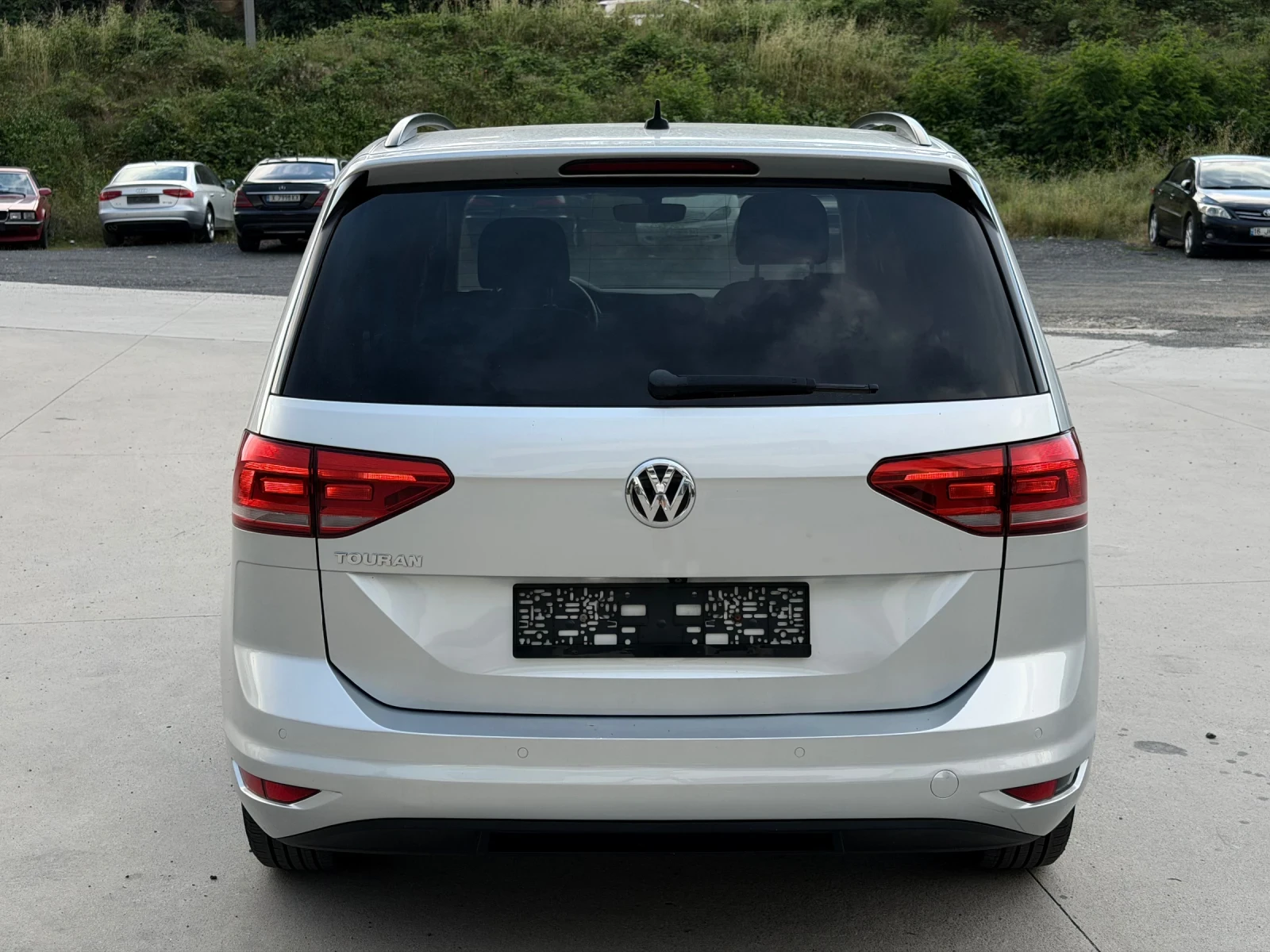 VW Touran Внос от Швейцария ! УНИКАТ , снимка 5 - Автомобили и джипове - 54961302