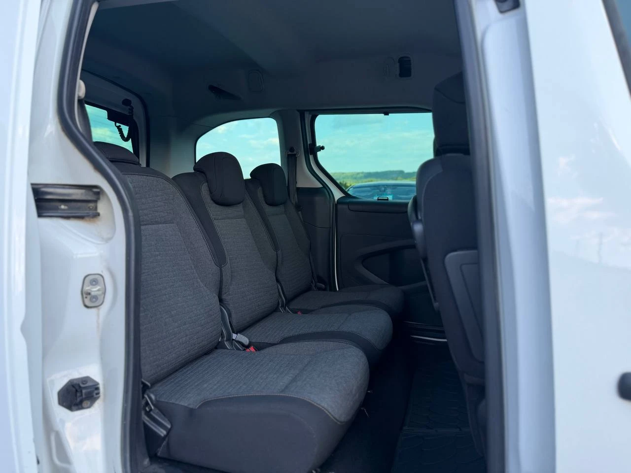 Citroen Berlingo 1.6BlueHDi FACELIFT, снимка 12 - Автомобили и джипове - 55051886
