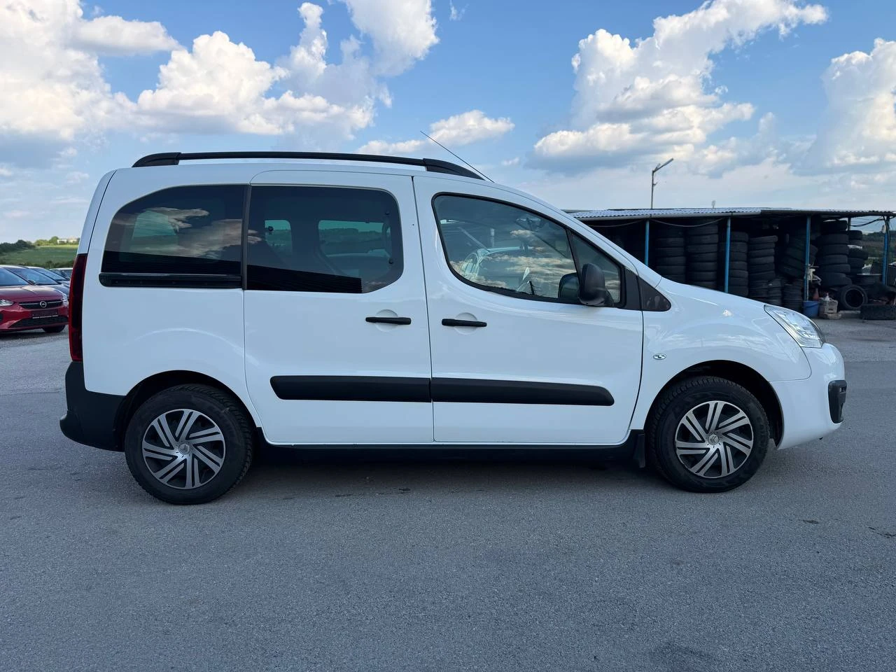 Citroen Berlingo 1.6BlueHDi FACELIFT, снимка 7 - Автомобили и джипове - 55051886