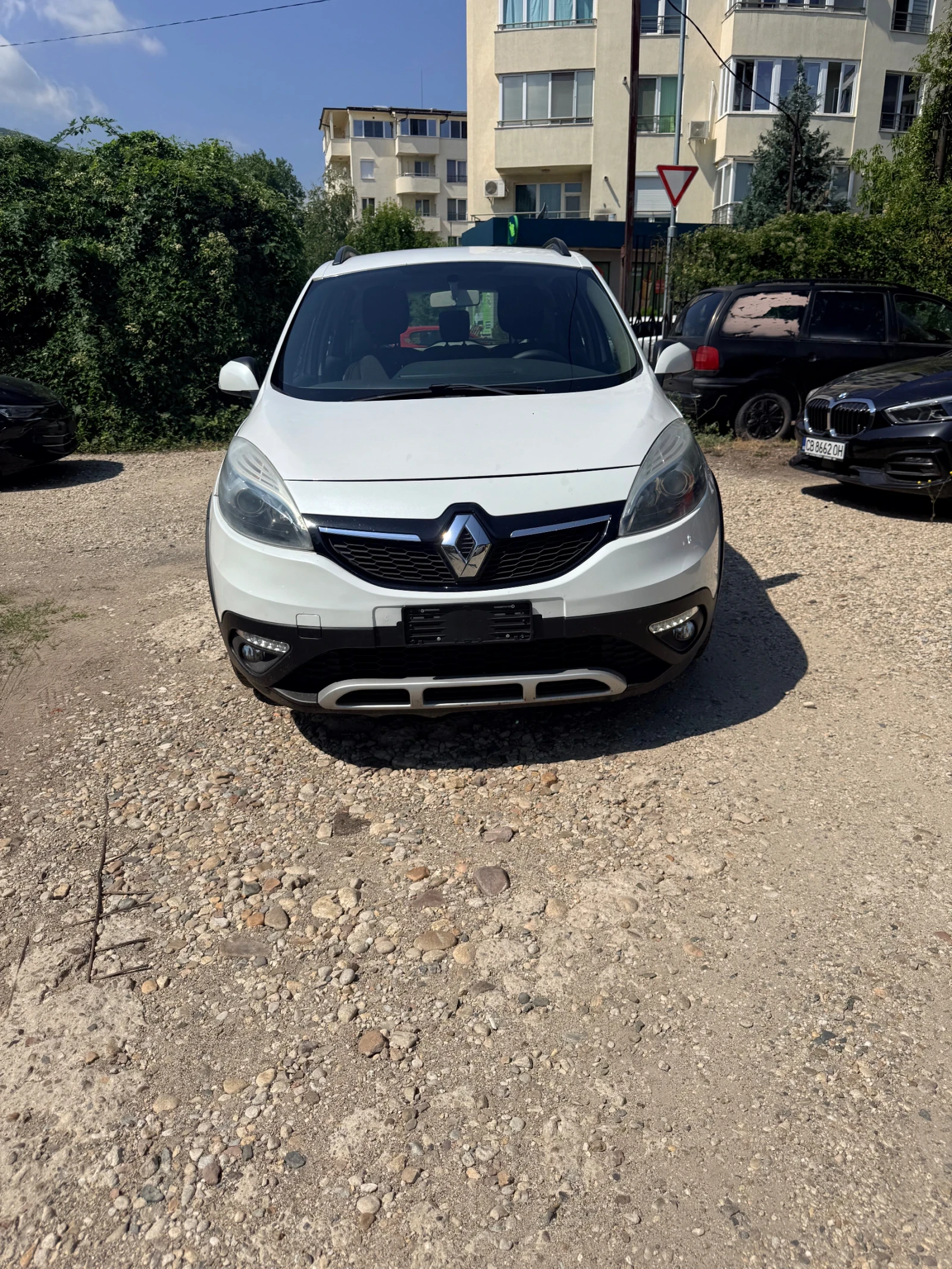 Renault Scenic 1.5dci X-Mod, снимка 2 - Автомобили и джипове - 55347281