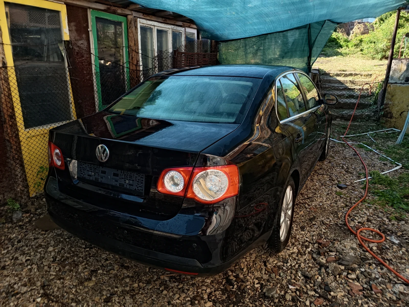 VW Jetta 1.9 TDI 105k.s., снимка 13 - Автомобили и джипове - 55617450