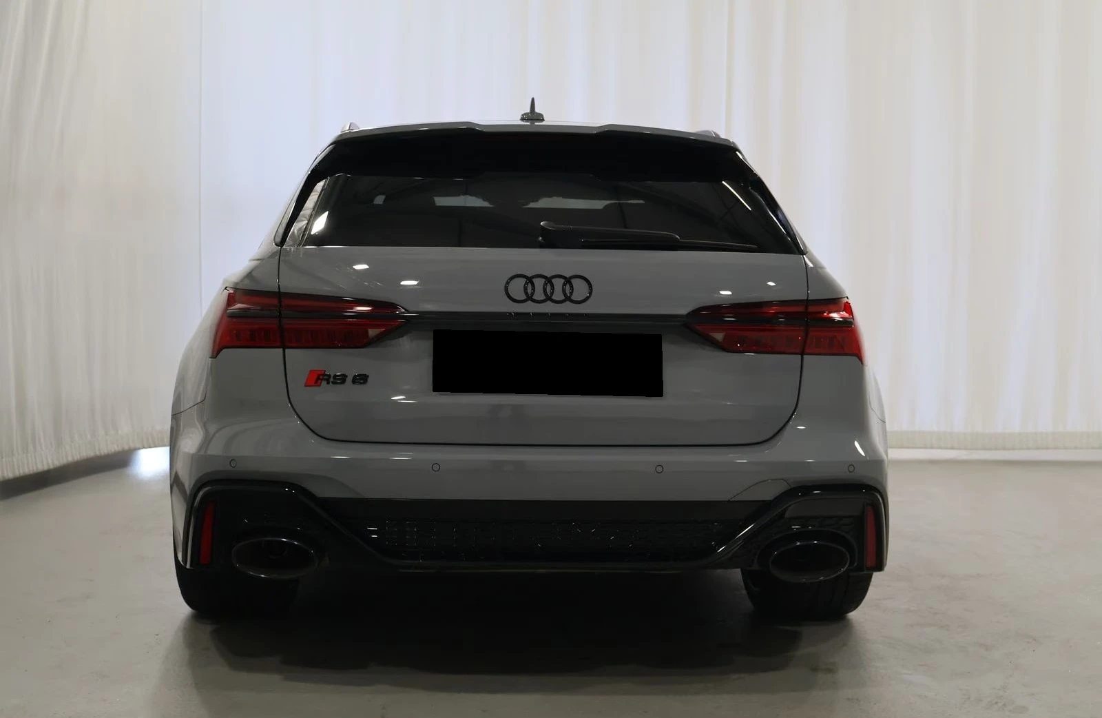 Audi Rs6 DYNAMIC / MATRIX / PANO / B&O / HUD / EXCLUSIVE /, снимка 3 - Автомобили и джипове - 56015330