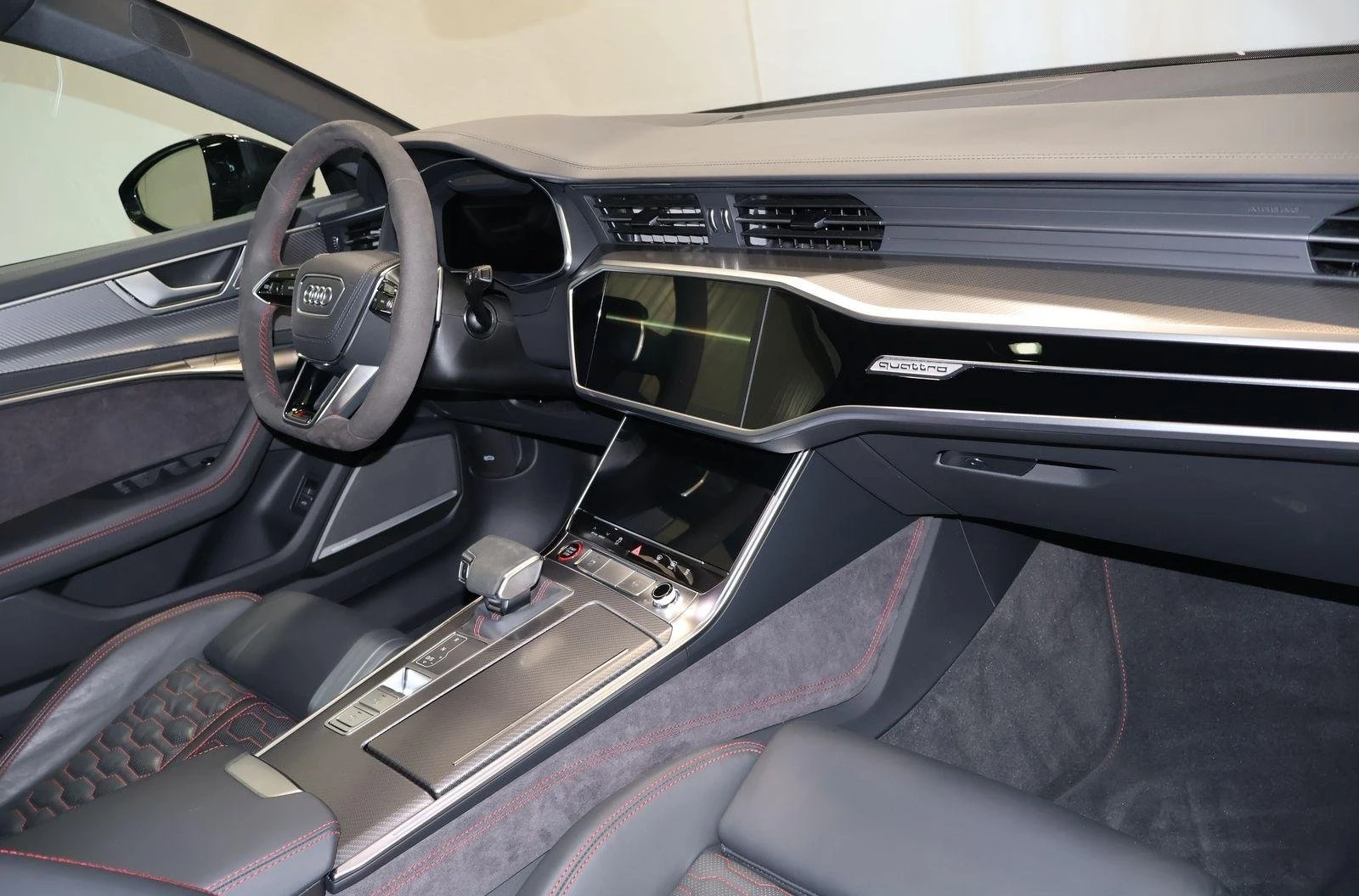 Audi Rs6 DYNAMIC / MATRIX / PANO / B&O / HUD / EXCLUSIVE /, снимка 14 - Автомобили и джипове - 56015330