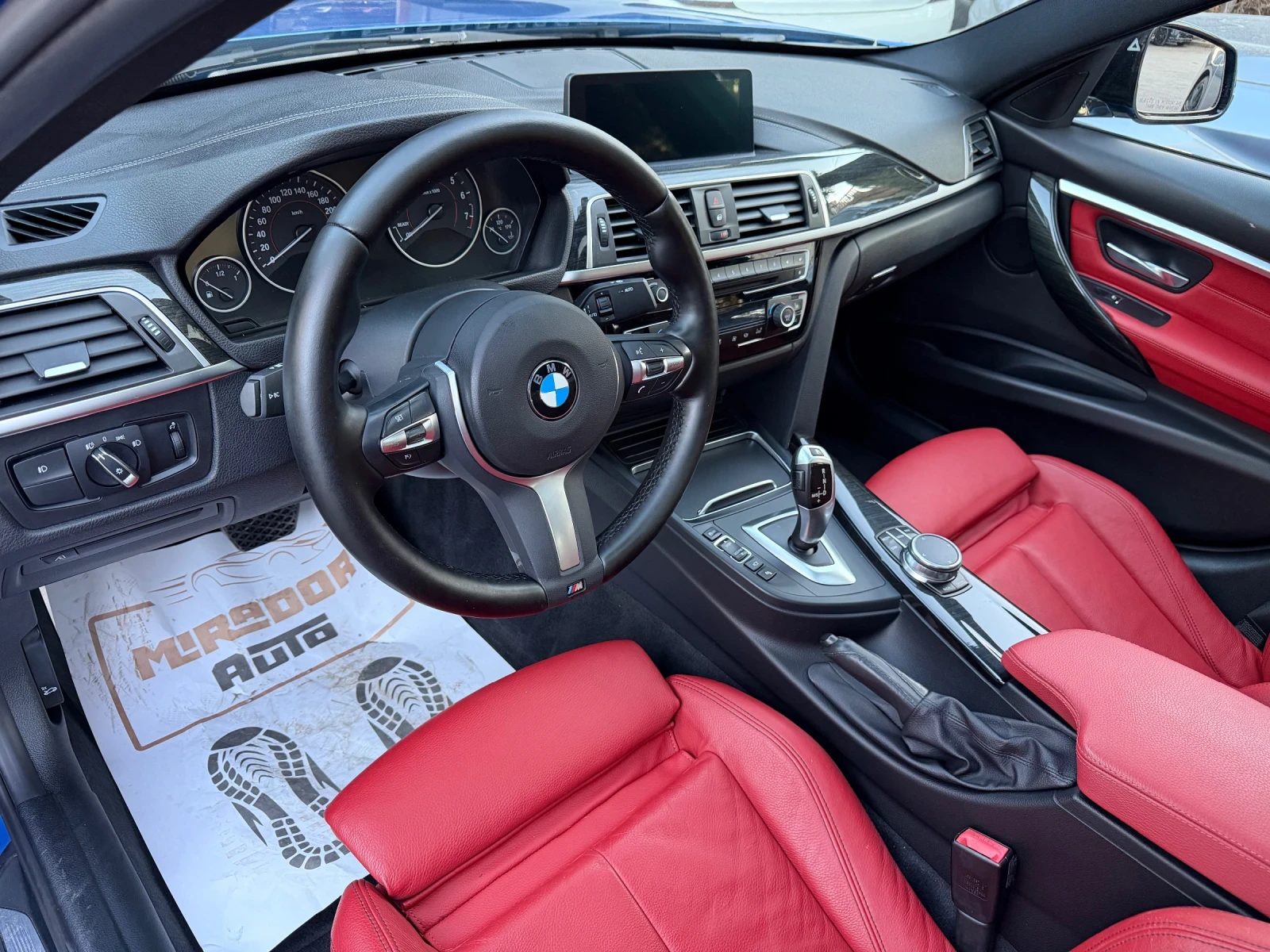 BMW 330 M-pack xDrive, снимка 9 - Автомобили и джипове - 56260934