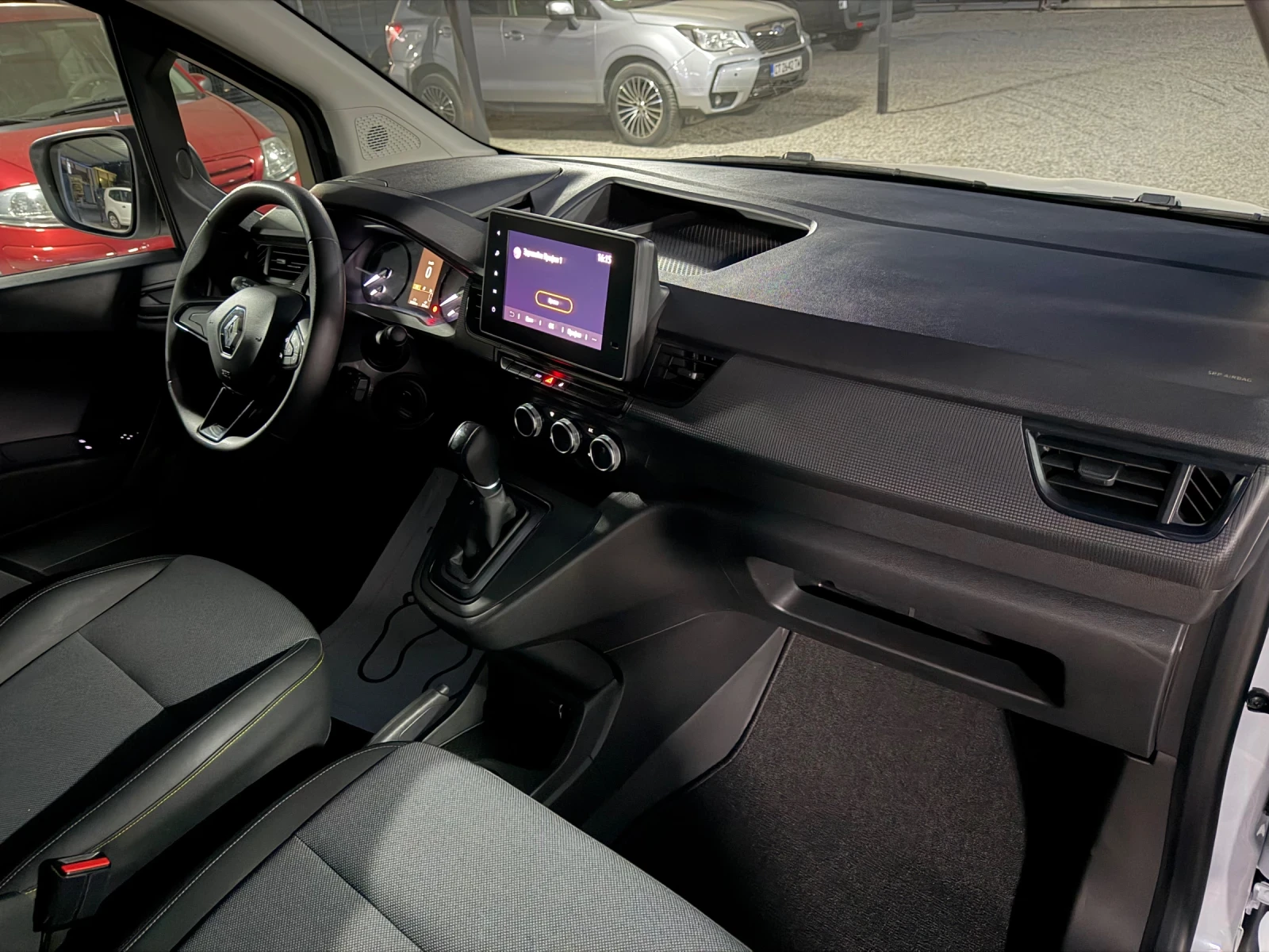 Renault Kangoo E-TECH 29hil.km. | Mobile.bg � ����������� 10