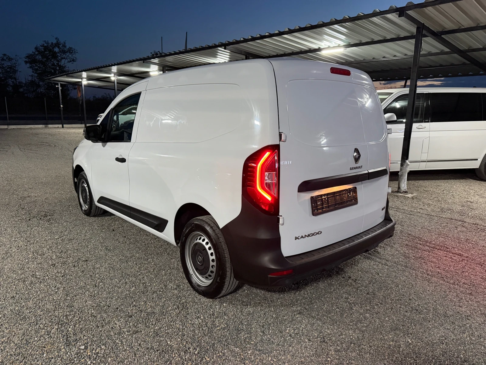 Renault Kangoo E-TECH 29hil.km. | Mobile.bg � ����������� 5