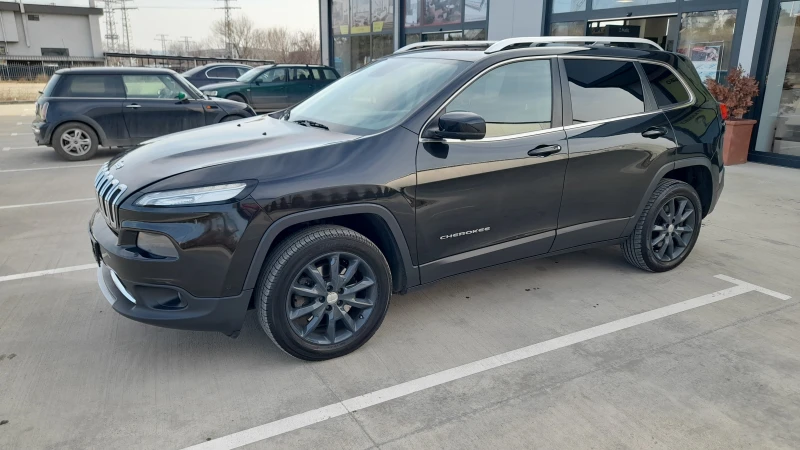 Jeep Cherokee 2.0 TD - SWISS , снимка 8 - Автомобили и джипове - 49144400