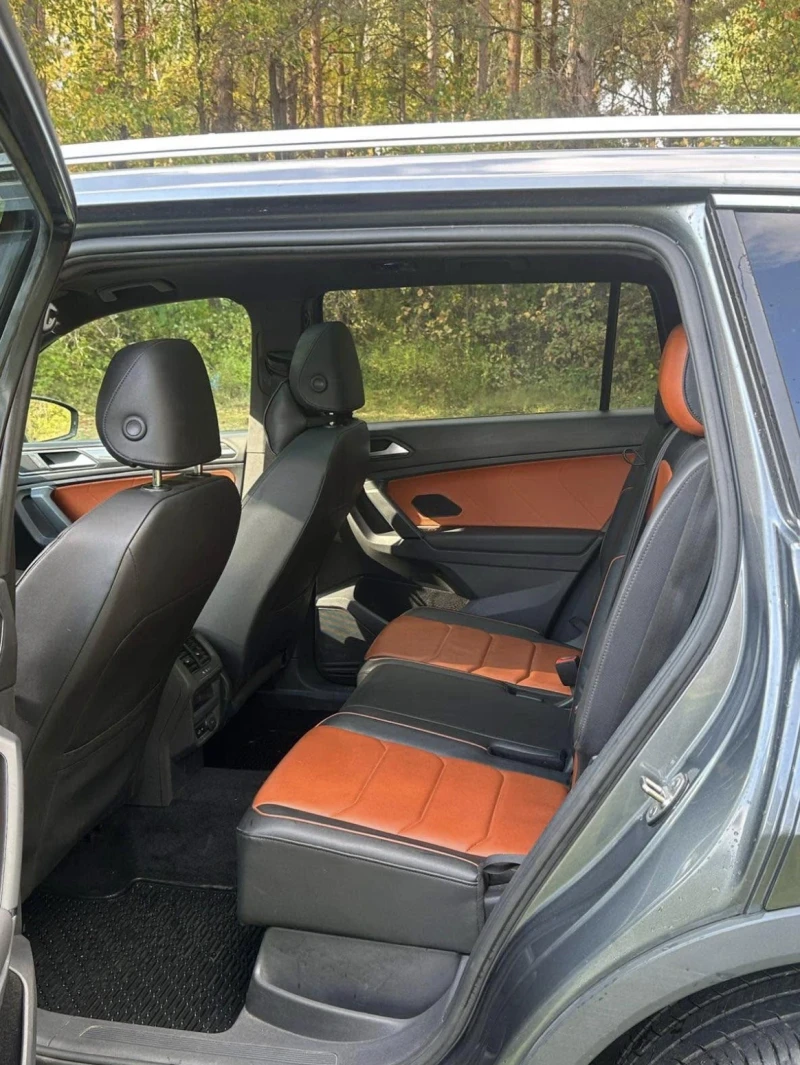VW Tiguan * * HIGHLINE R-LINE* * CARFAX* * АВТОКРЕДИТ* * , снимка 10 - Автомобили и джипове - 52821660