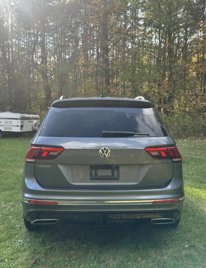 VW Tiguan * * HIGHLINE R-LINE* * CARFAX* * АВТОКРЕДИТ* * , снимка 6 - Автомобили и джипове - 52821660