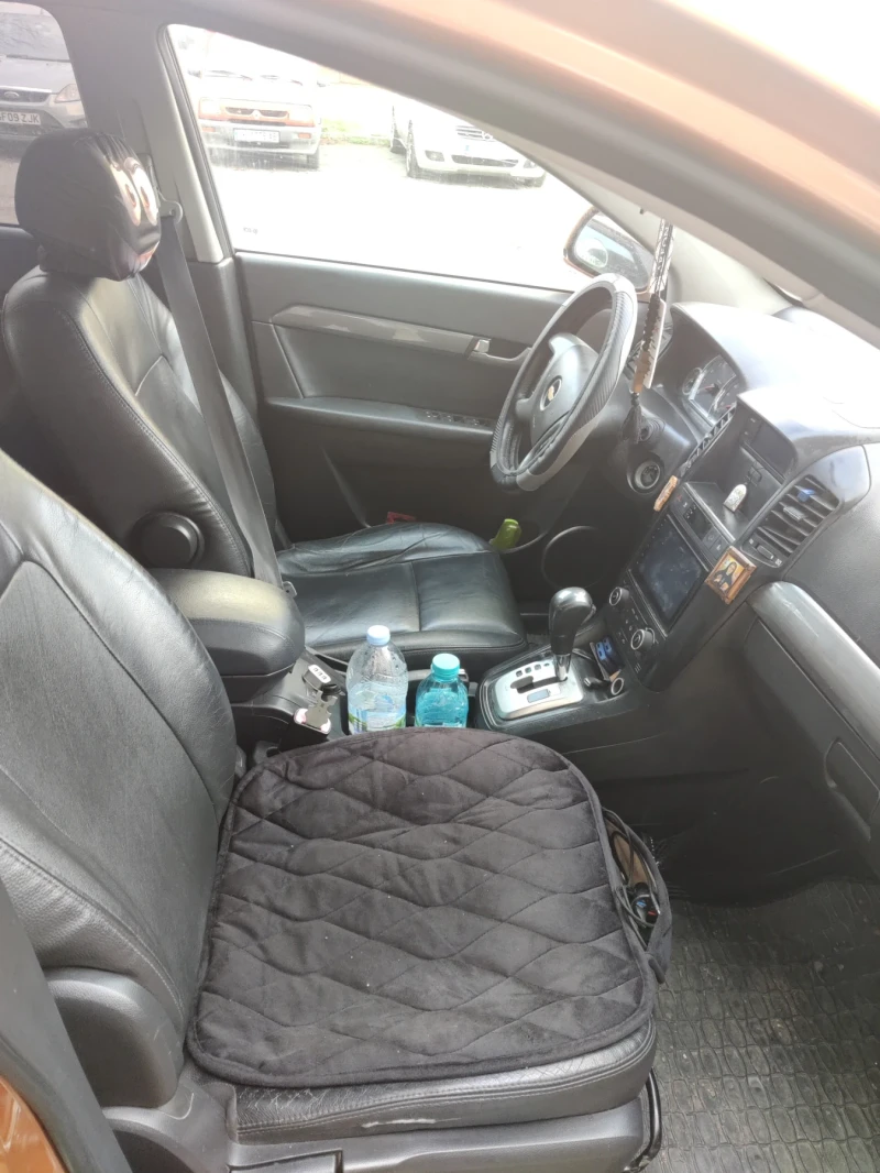 Chevrolet Captiva, снимка 3 - Автомобили и джипове - 52837769