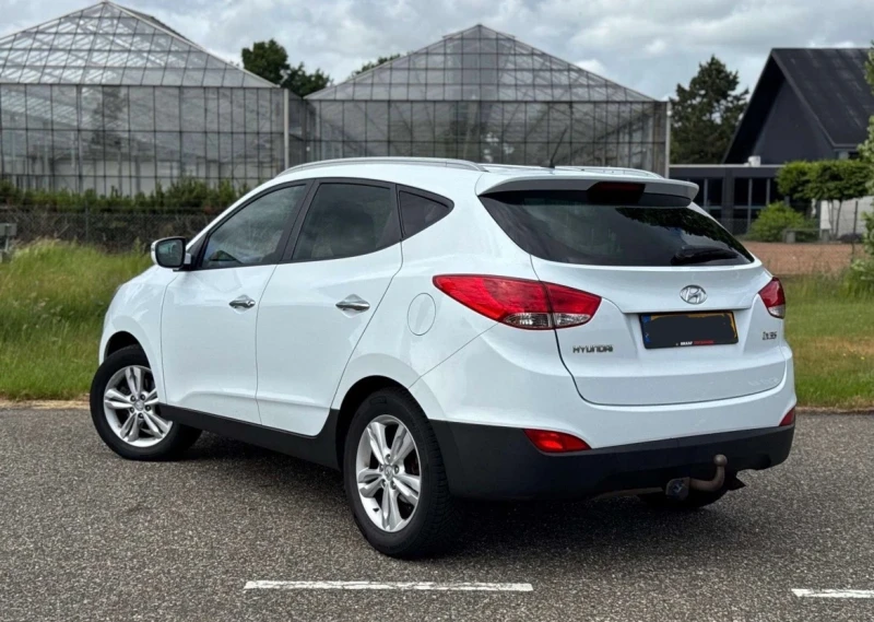Hyundai IX35 2.0, снимка 2 - Автомобили и джипове - 53312849