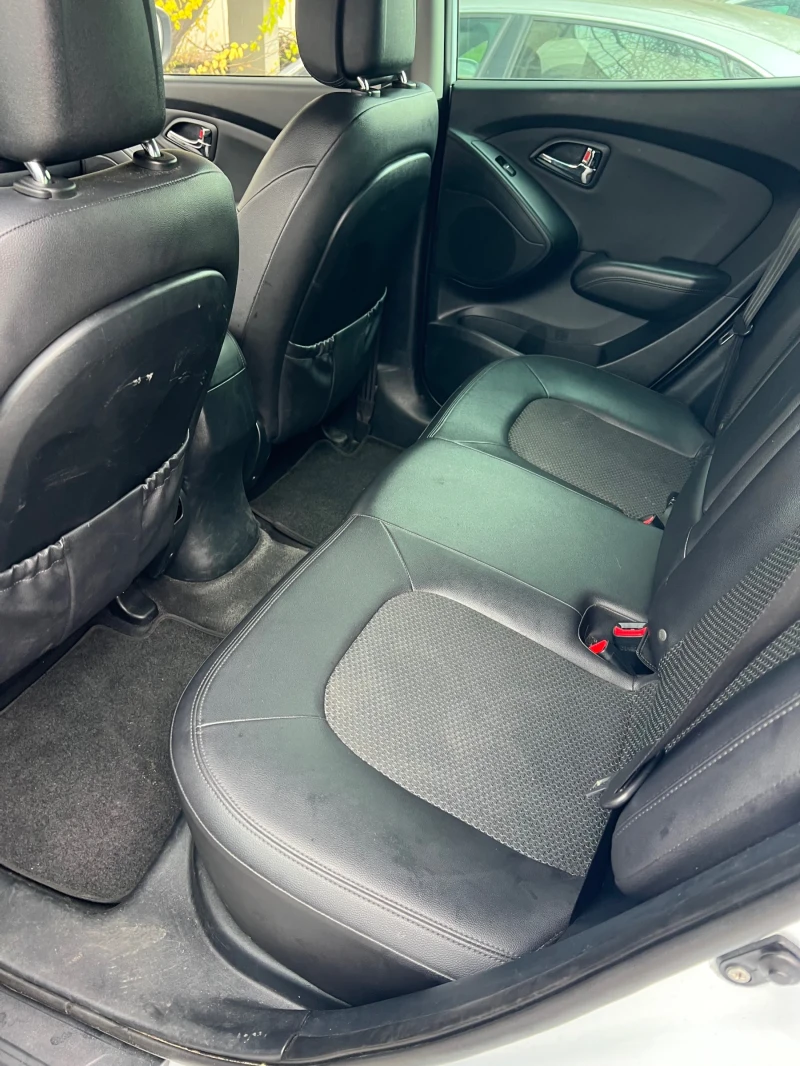 Hyundai IX35 2.0, снимка 6 - Автомобили и джипове - 53312849