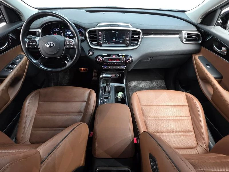 Kia Sorento Gasoline 2.0 Turbo 4WD| 240к.с.| ВКЛ.ТЕХНОТЕСТ, снимка 7 - Автомобили и джипове - 55222370