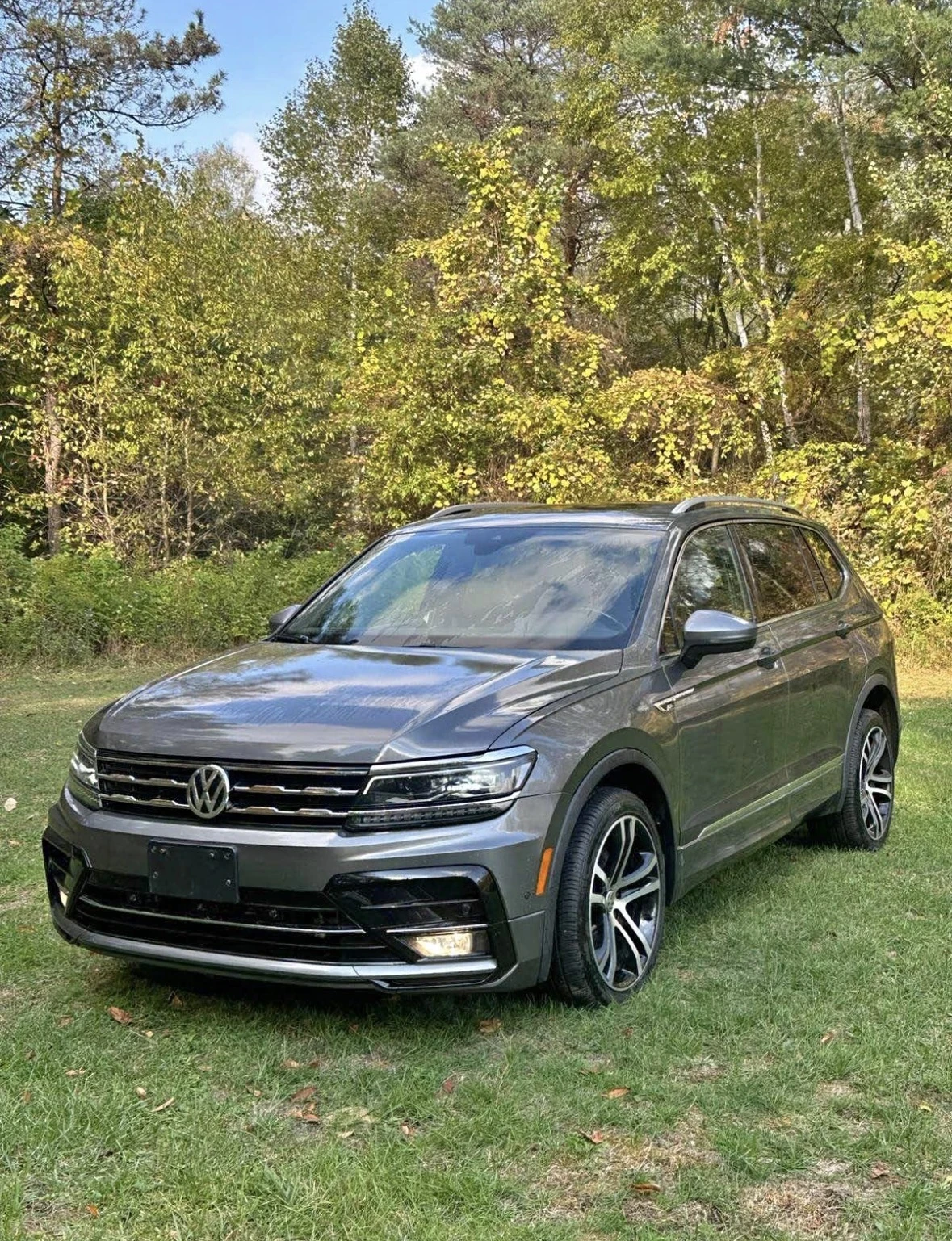 VW Tiguan * * HIGHLINE R-LINE* * CARFAX* * АВТОКРЕДИТ* * , снимка 1