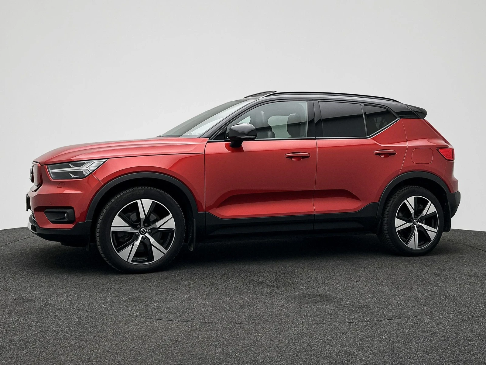 Volvo XC40 P8 R-Design - Twin Motor HARMAN Kardon панорама  - изображение 4