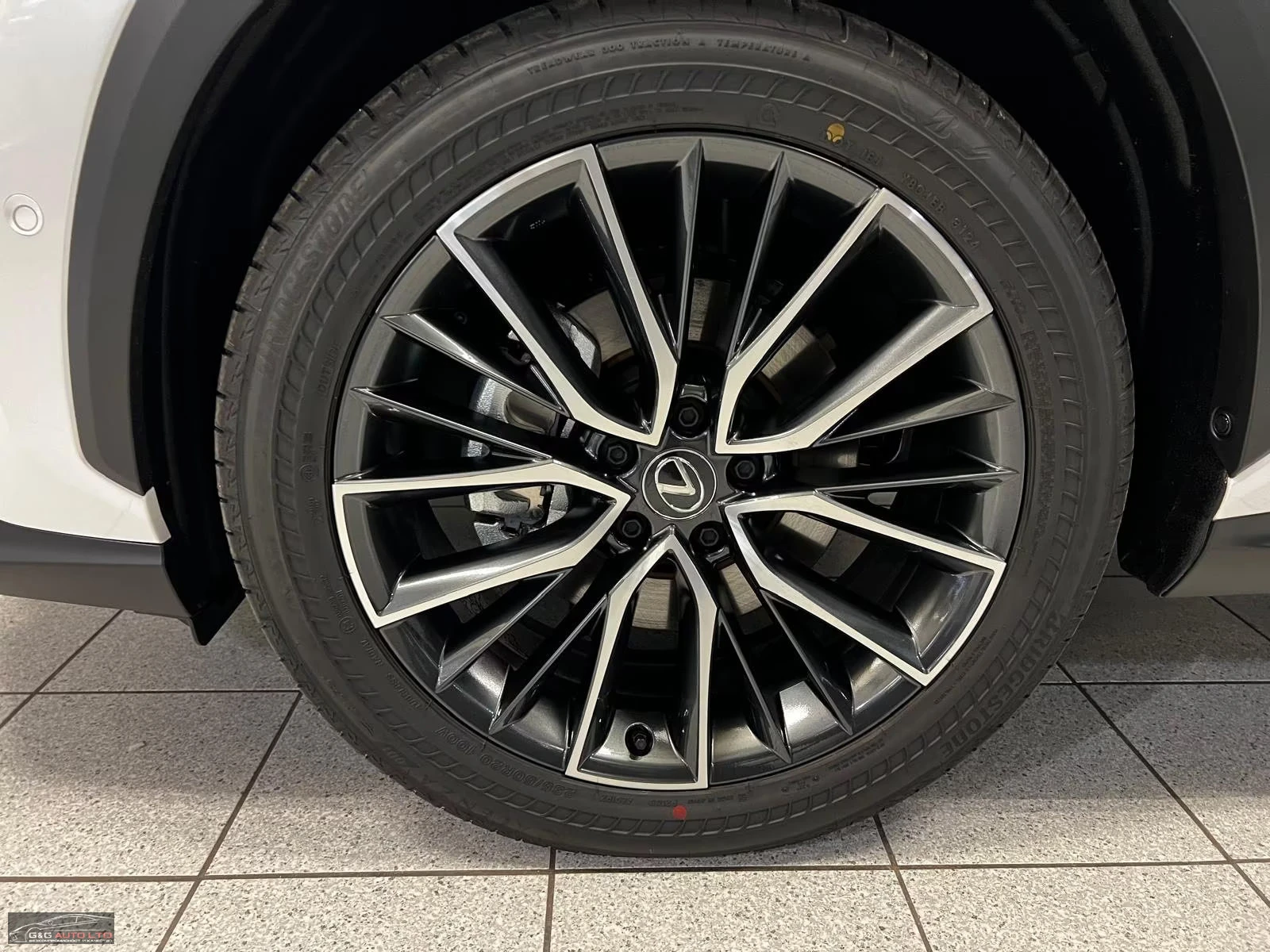 Lexus NX 350h НОВ!/LUXURY/243HP/4WD/MARKLEV./HUD/360/PANO/426f - изображение 8