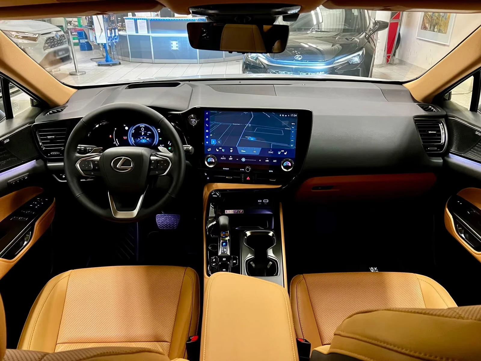 Lexus NX 350h НОВ!/LUXURY/243HP/4WD/MARKLEV./HUD/360/PANO/426f - изображение 9
