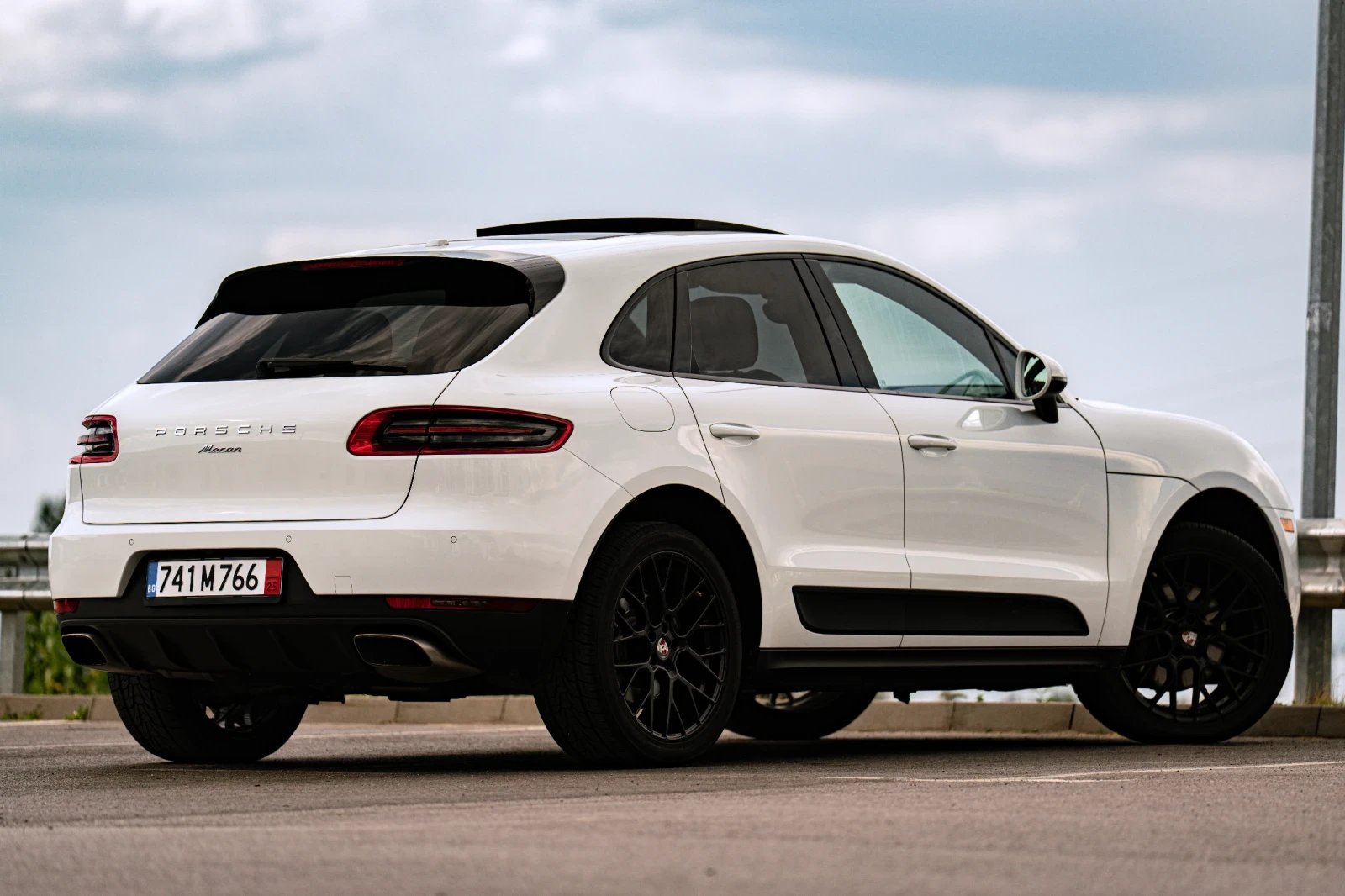 Porsche Macan 2.0T PDK/SportChrono/BOSE/CarPlay/Обдухване - изображение 4