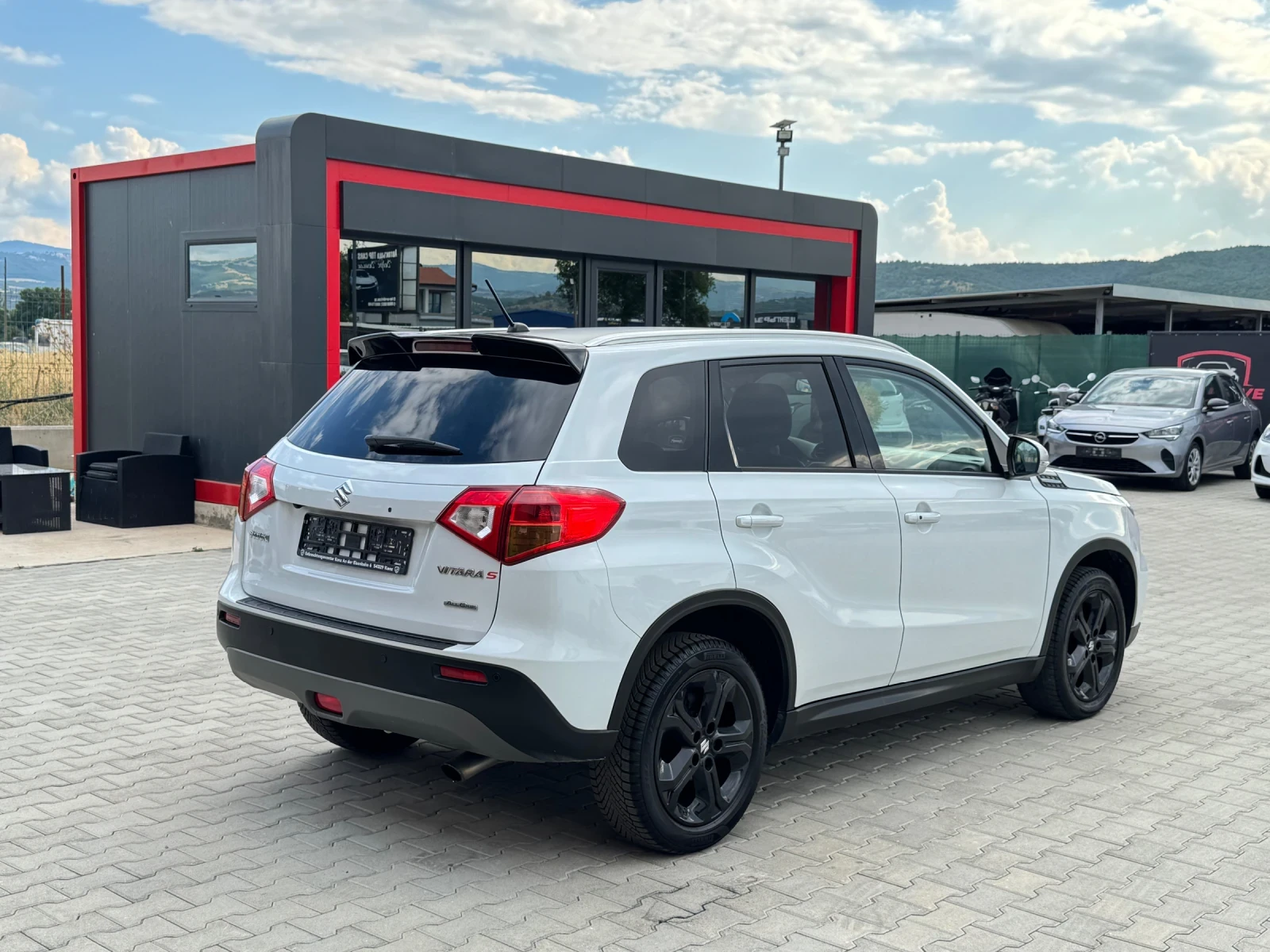 Suzuki Vitara 4x4 AVTOMAT FULL - изображение 5