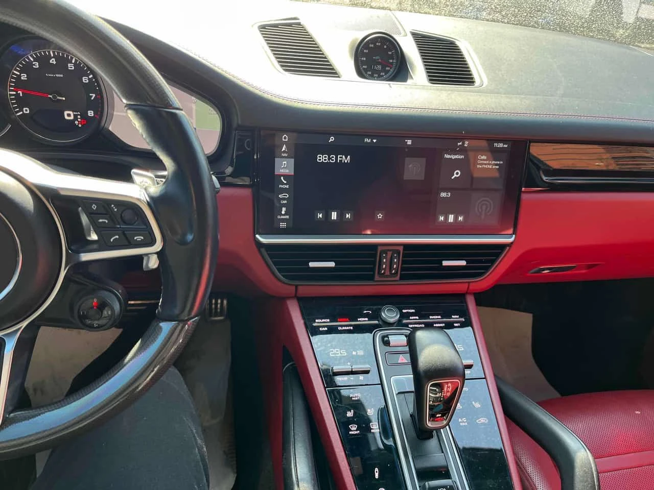 Porsche Cayenne * S * ОБДУХВАНЕ* ПАНОРАМА* 360КАМЕРИ* + ГУМИ, снимка 9 - Автомобили и джипове - 53715223