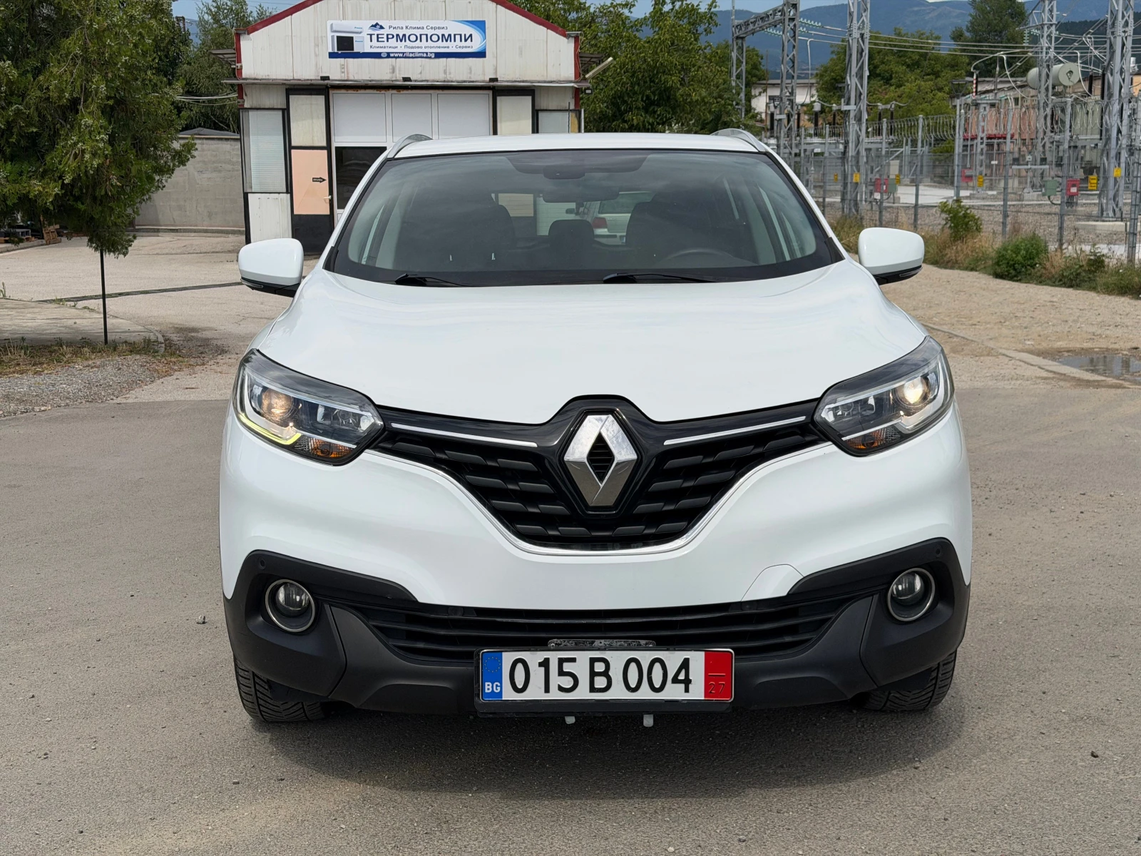 Renault Kadjar 1.6 DCi 4x4, снимка 2 - Автомобили и джипове - 55433255
