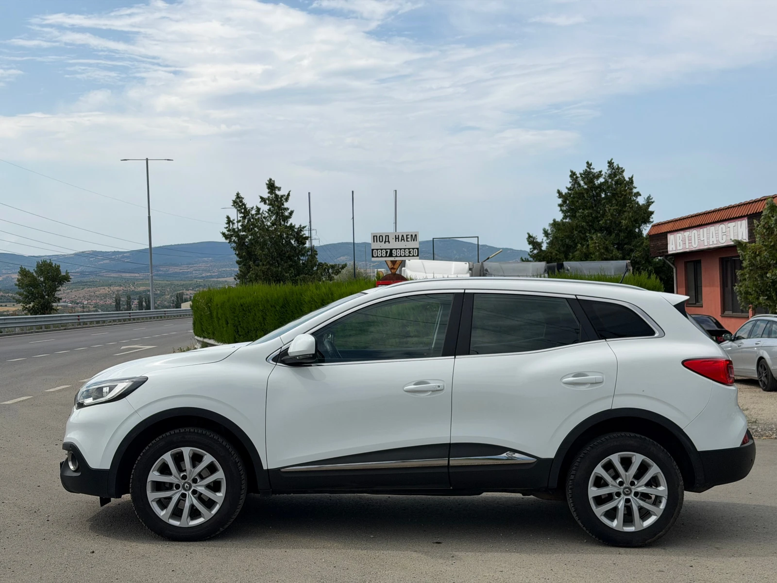 Renault Kadjar 1.6 DCi 4x4, снимка 8 - Автомобили и джипове - 55433255