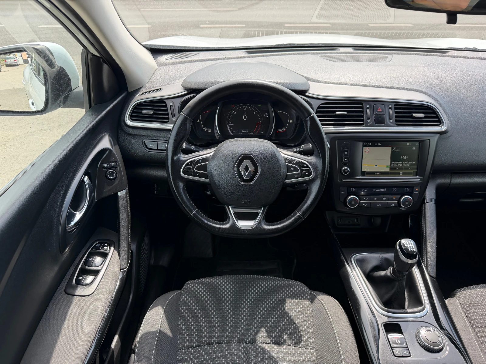 Renault Kadjar 1.6 DCi 4x4, снимка 11 - Автомобили и джипове - 55433255