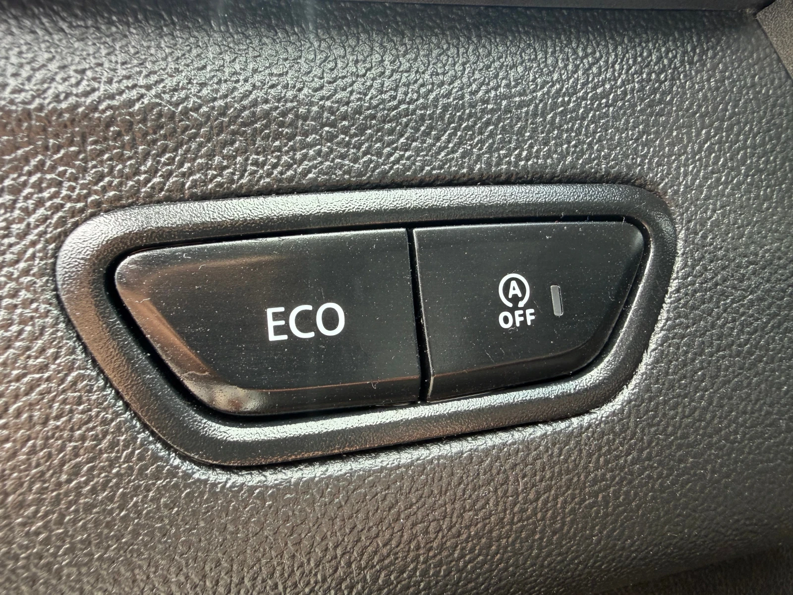 Renault Kadjar 1.6 DCi 4x4, снимка 14 - Автомобили и джипове - 55433255